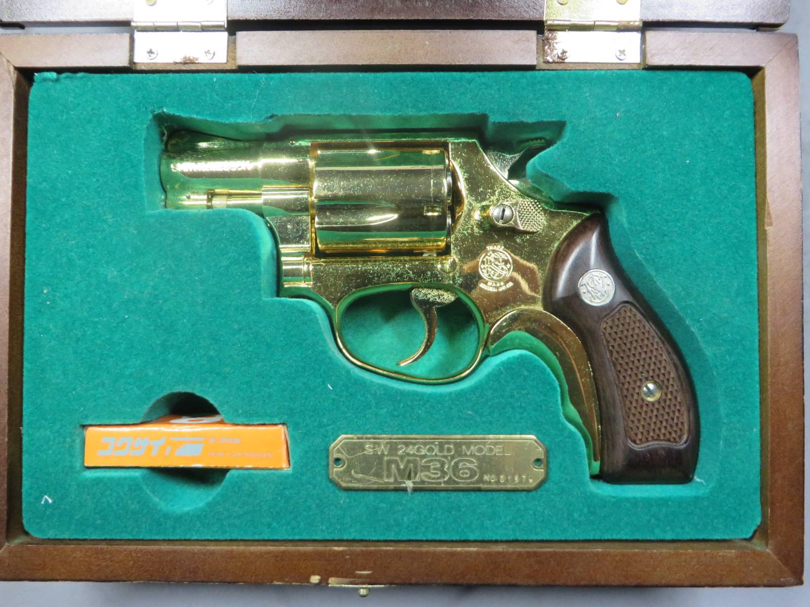 【コクサイ】 S&W M36チーフスペシャル GOLD（24K）金属・SMG モデルガン