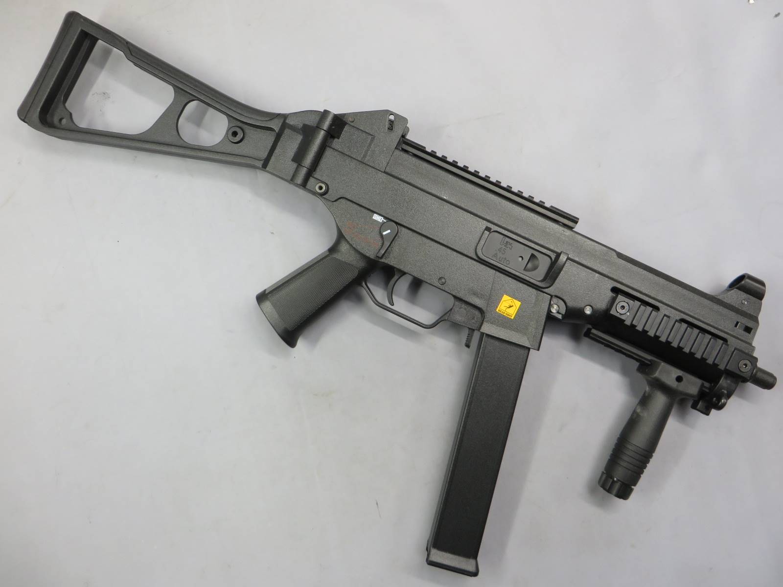 【S&T】STマシンピストル・UMP ブラック ST-AEG-13