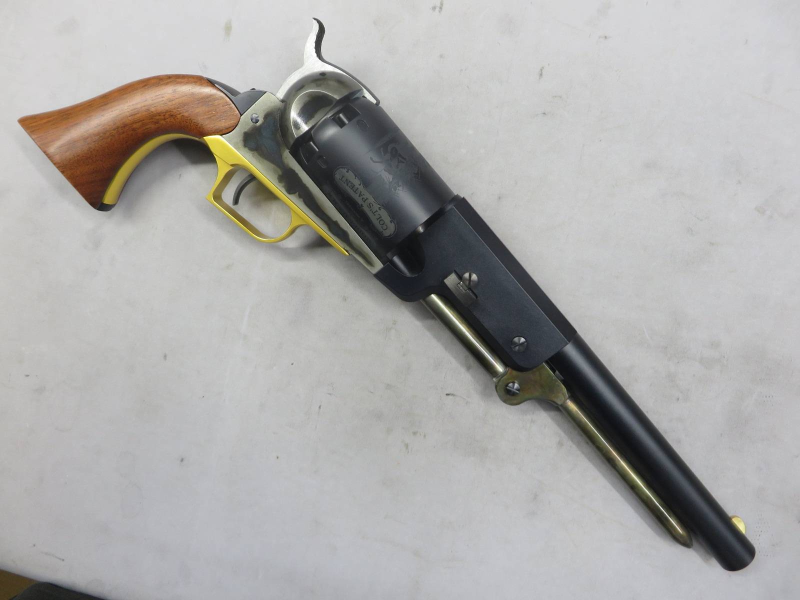 【ハートフォード】コルト ウォーカー 2024 ケースハードン・ブルーブラック モデルガン