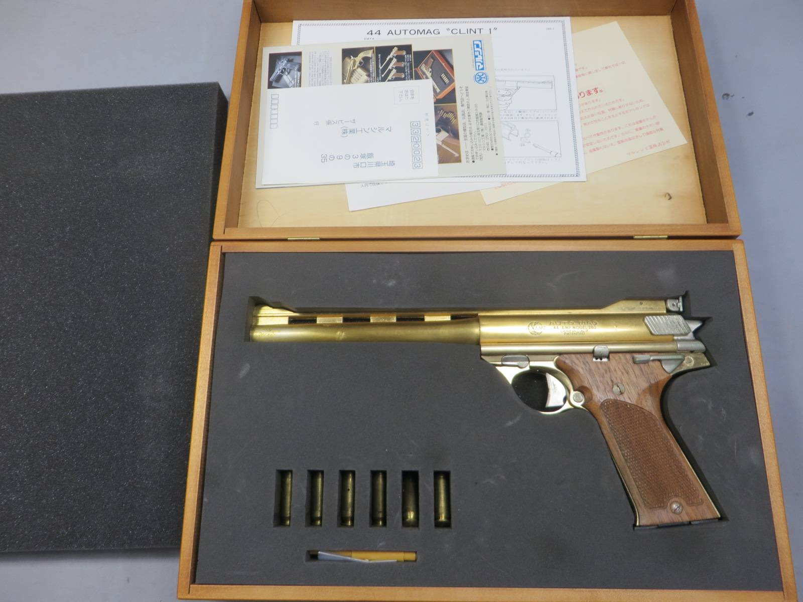 【マルシン】44AUTOMAG CLINT1 木箱入り  SMG・金属モデルガン