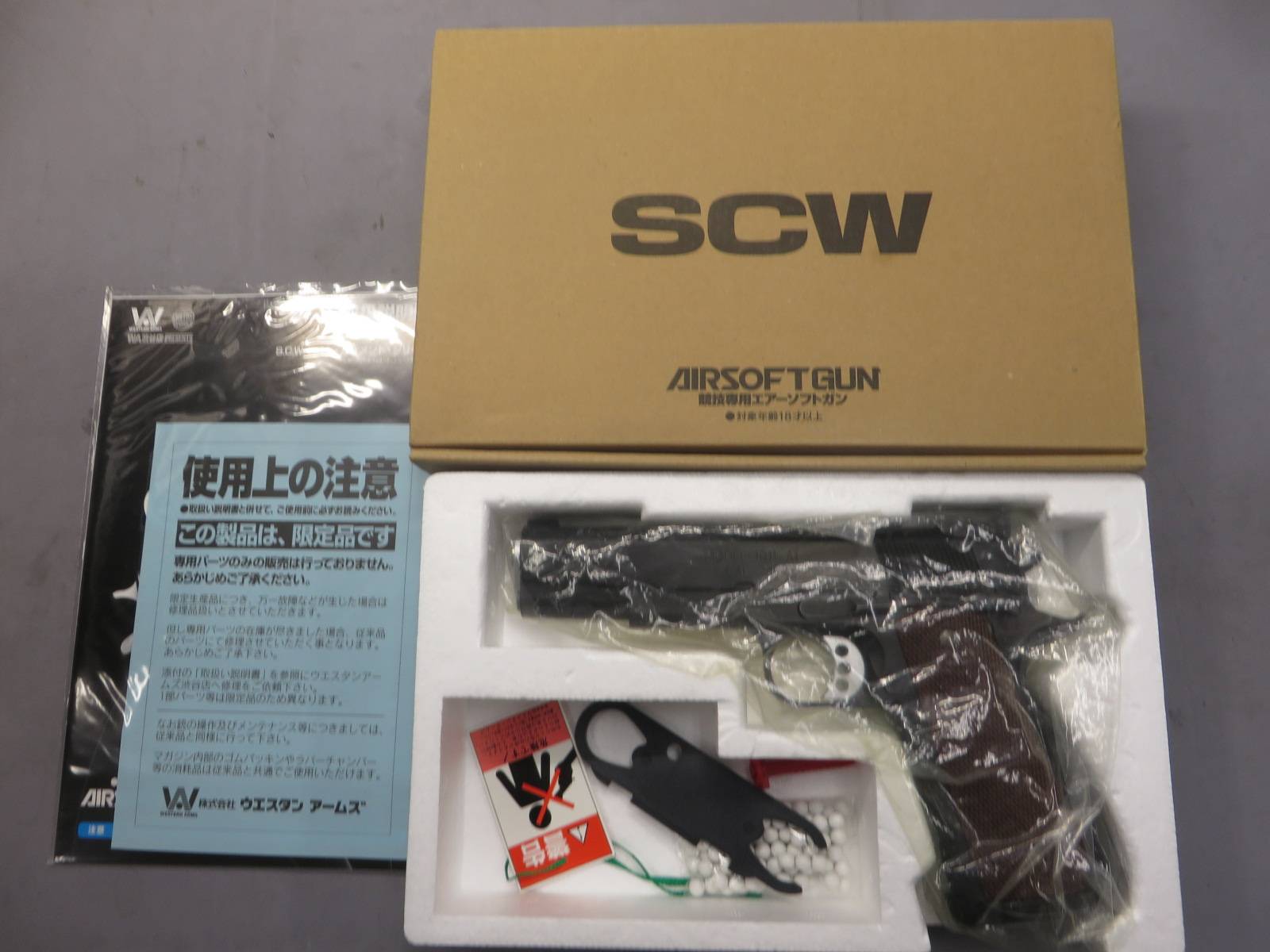 【ウエスタンアームズ】LAヴィッカーズ カスタム アーリーVer バトルダメージ 24挺限定