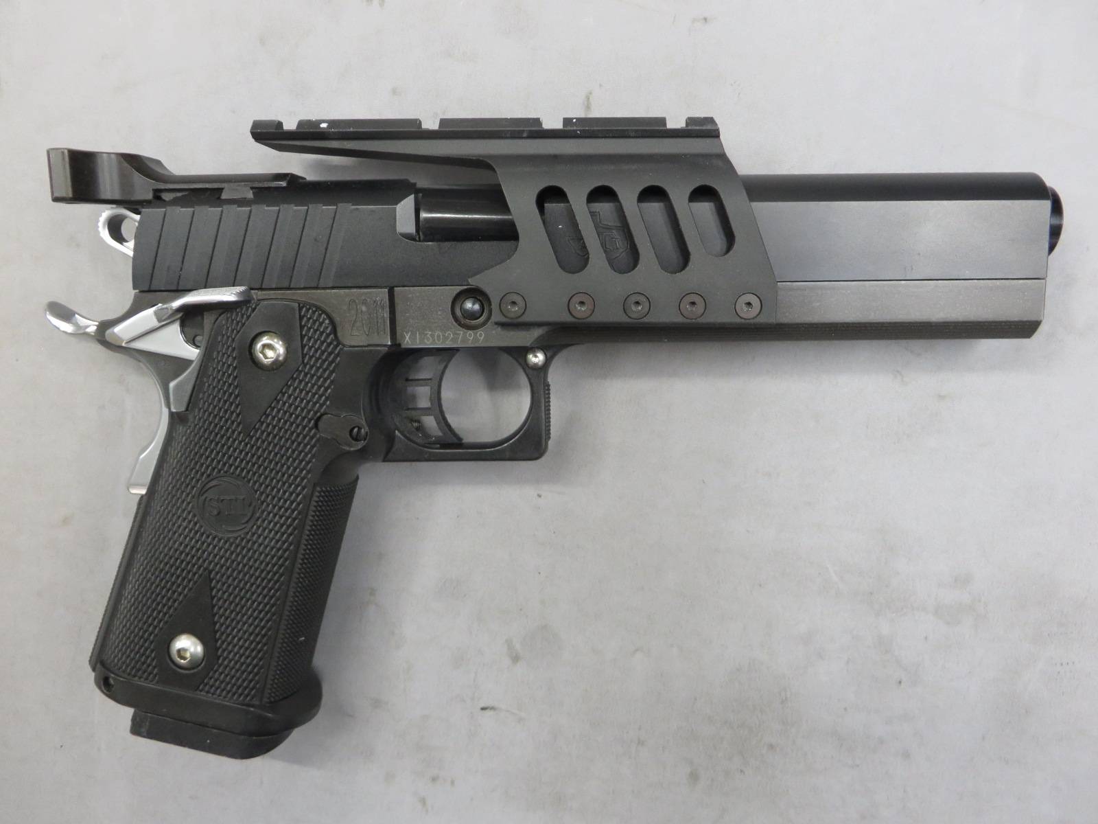 【KSC】STI ハンター 6.0・ブラックマウント