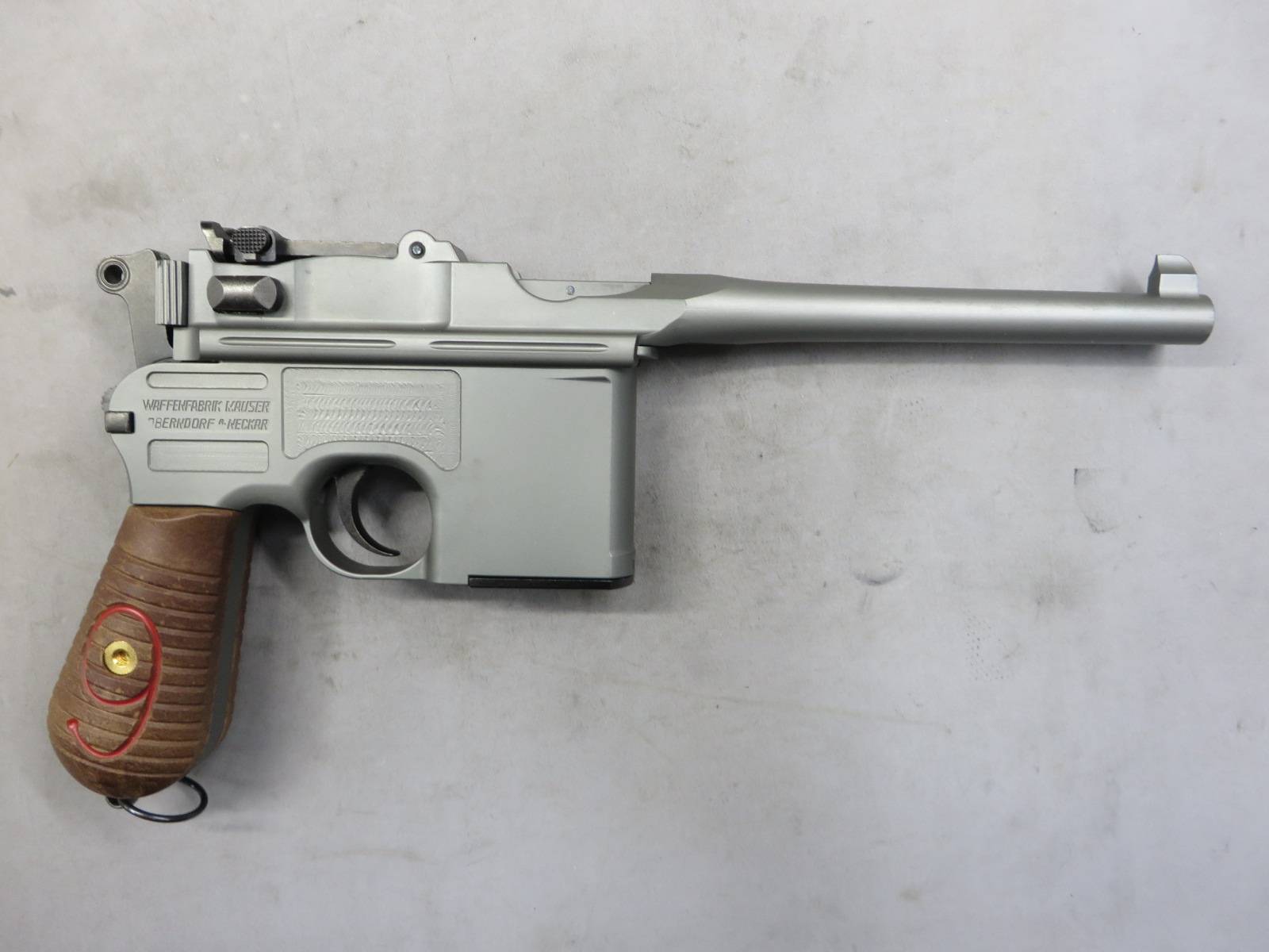 【Action】モーゼル C96 RED9 ブローバック Kitモデル（組立済み）・快音　モデルガン