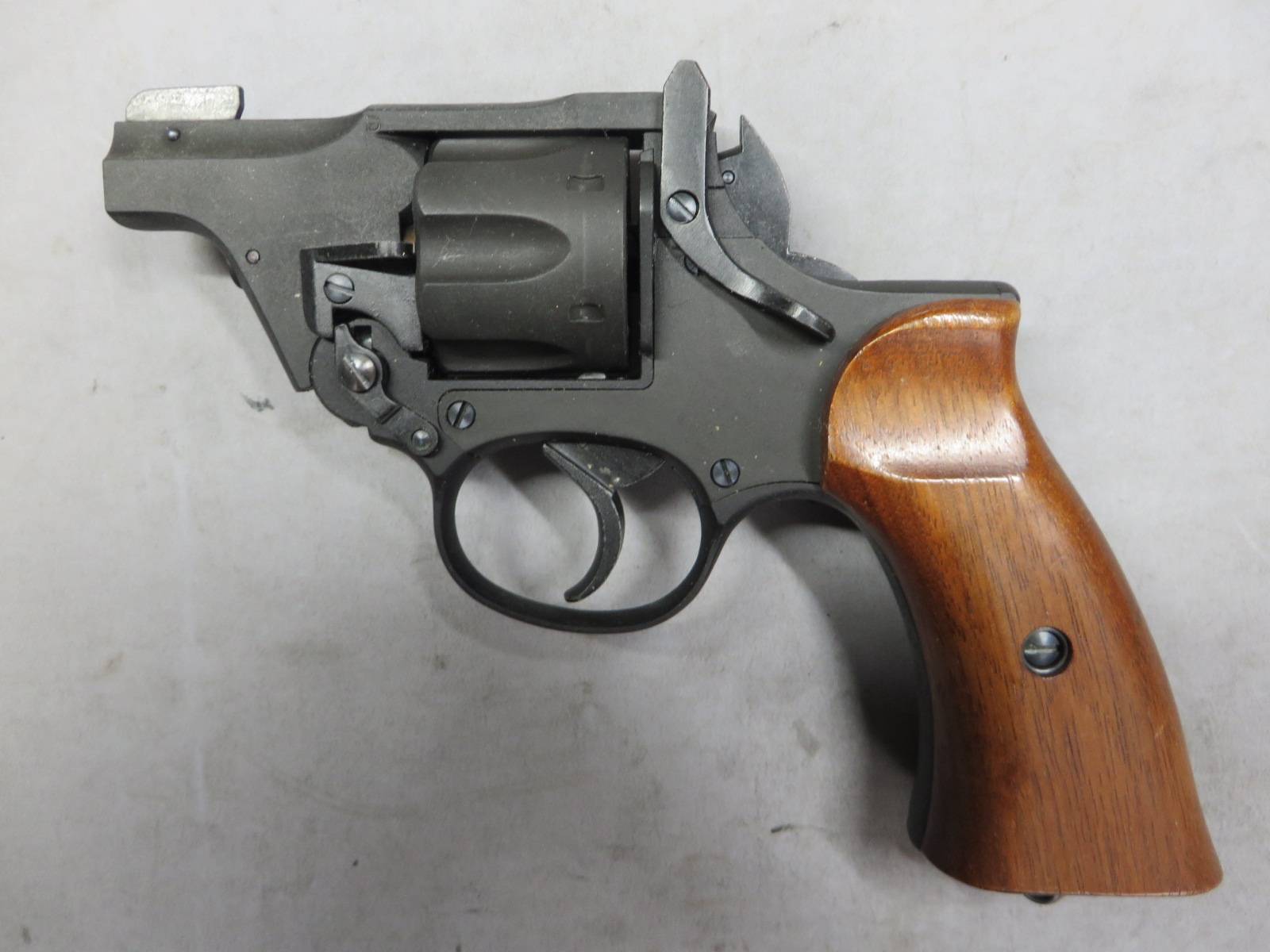 【マルシン】エンフィールド No.2 Mk1 タンカー ブラック HW 木製グリップ仕様 モデルガン