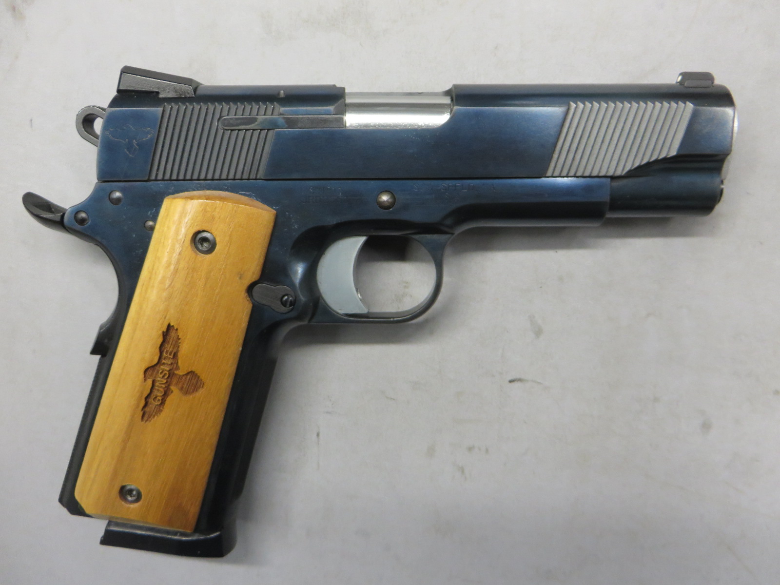 【ウエスタンアームズ】S&W SW1911 ガンサイトエディション ブラック・ブルーイング