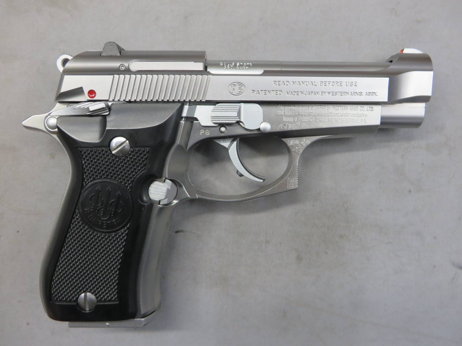 【ウエスタンアームズ】ベレッタM84FS シルバー
