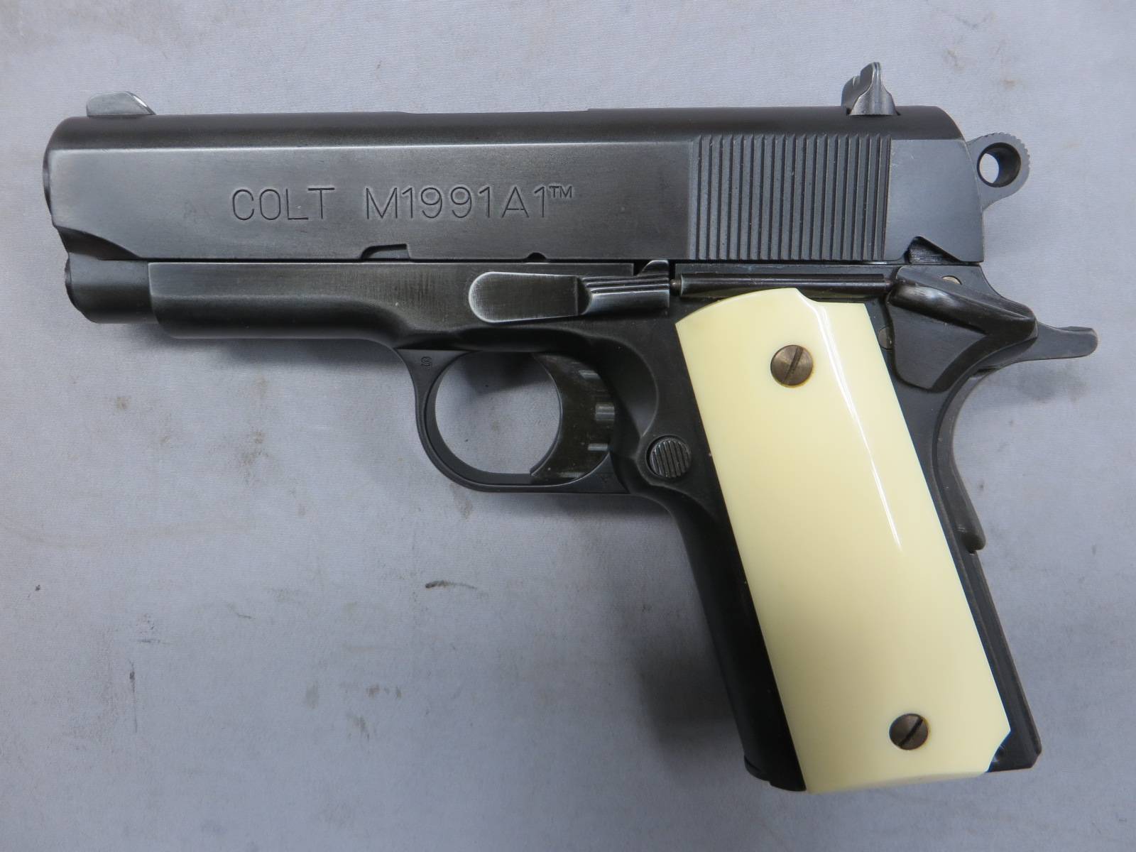 【ウエスタンアームズ】コルト M1991A1 コンパクト ヒート・カスタム