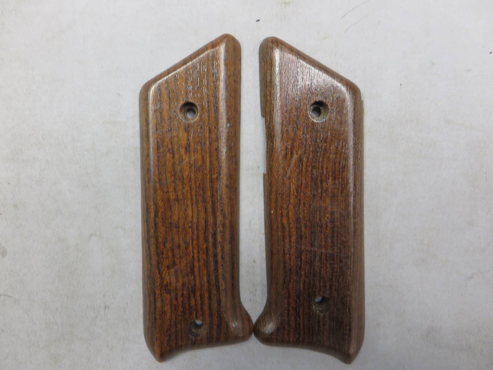 【不明】ルガー MK1 木製グリップ