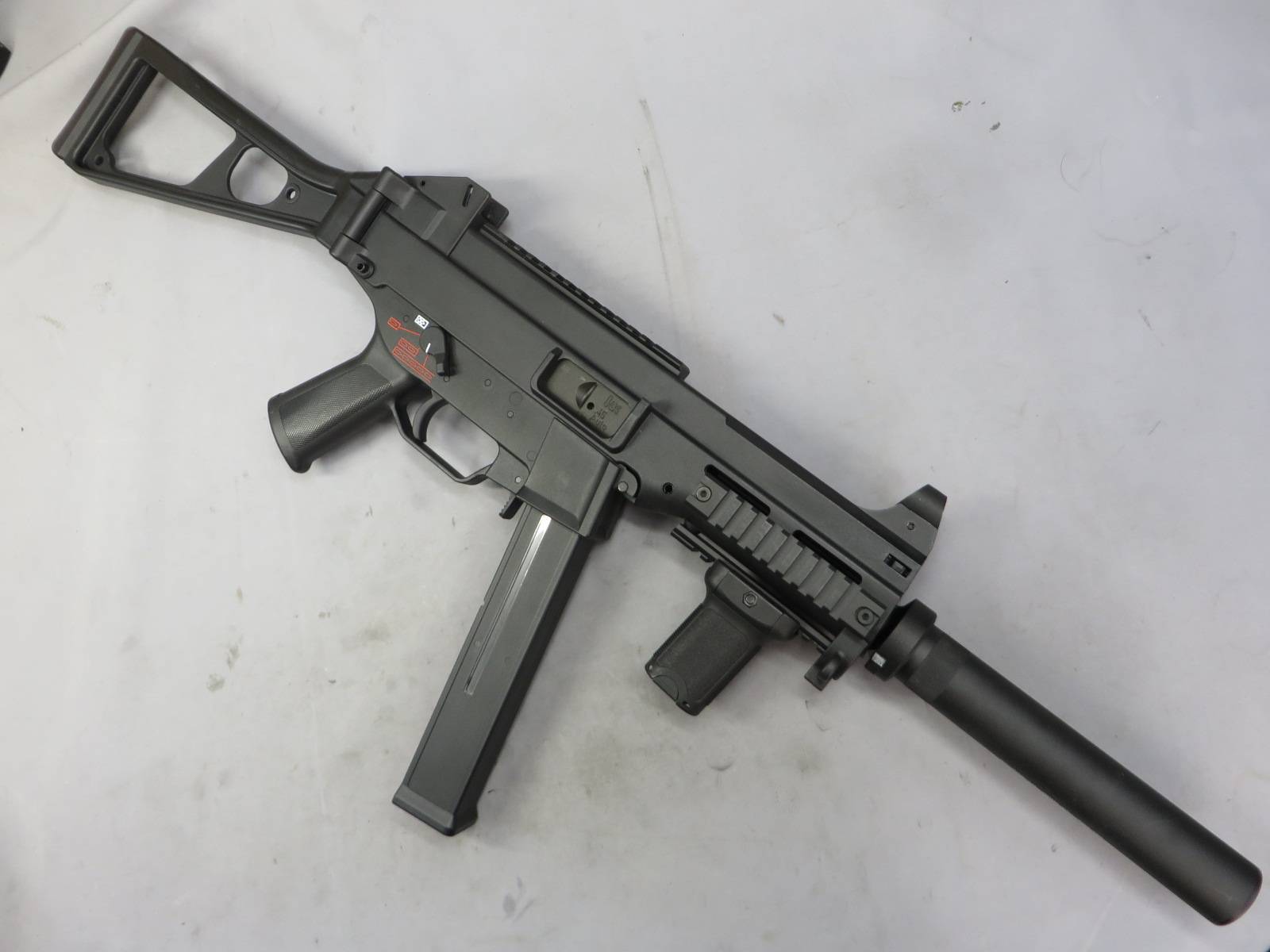【VFC・UMAREX】H&K UMP.45 V2 GBBR・サプレッサー