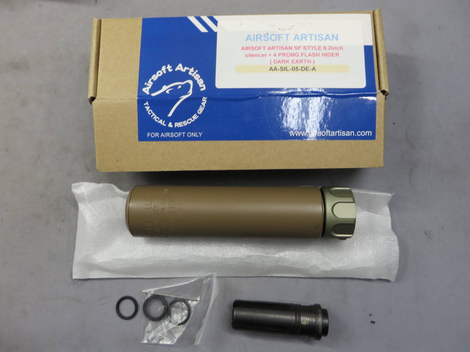 【AIRSOFT ARTISAN】 SF Style 6.2in サイレンサー+4PRONGフラッシュハイダー ダークアース