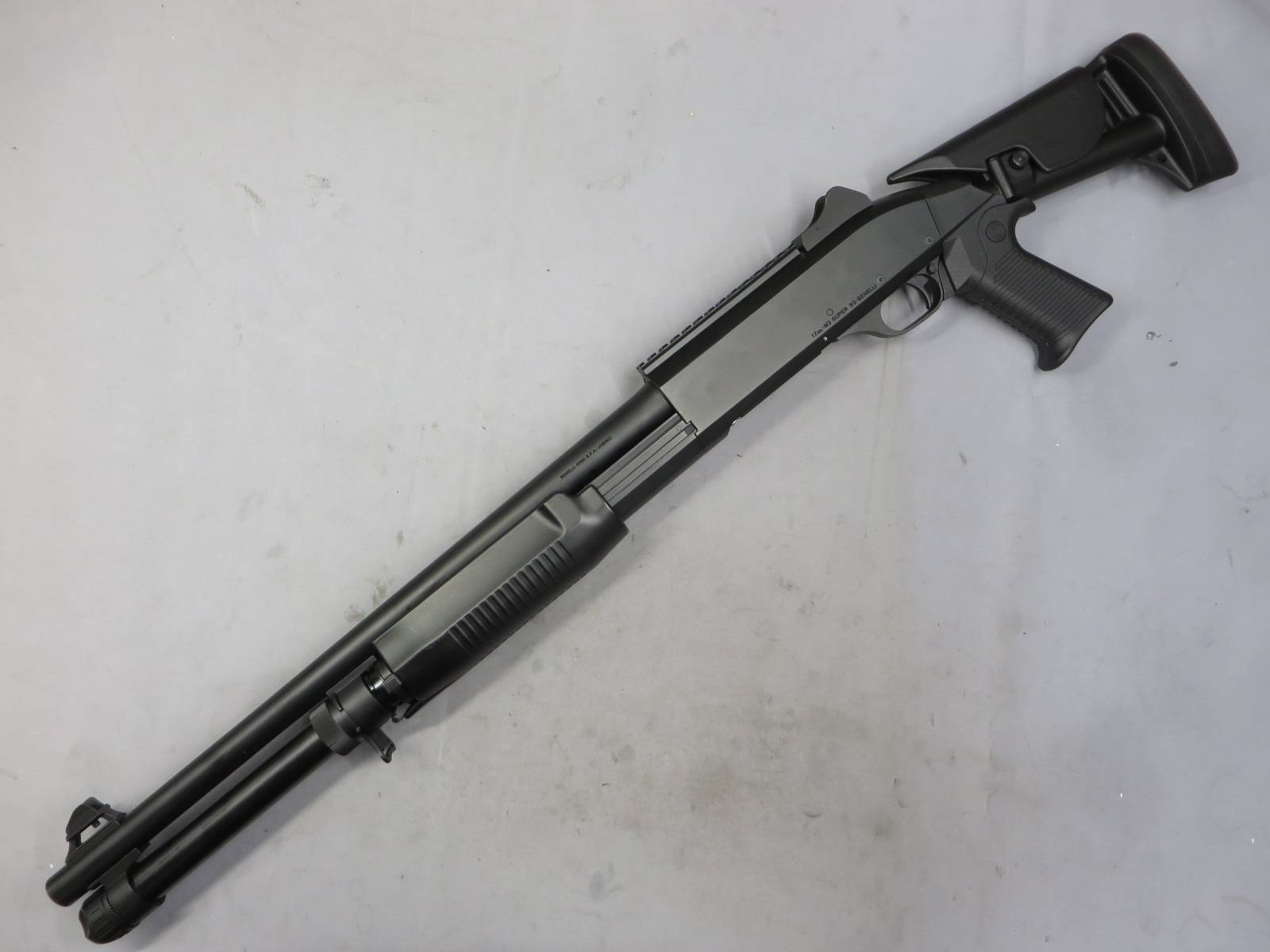 【CYMA】CM.373M・ベネリM3 スーパー90 Tac.リトラクタブルストック フルメタル ショットガン