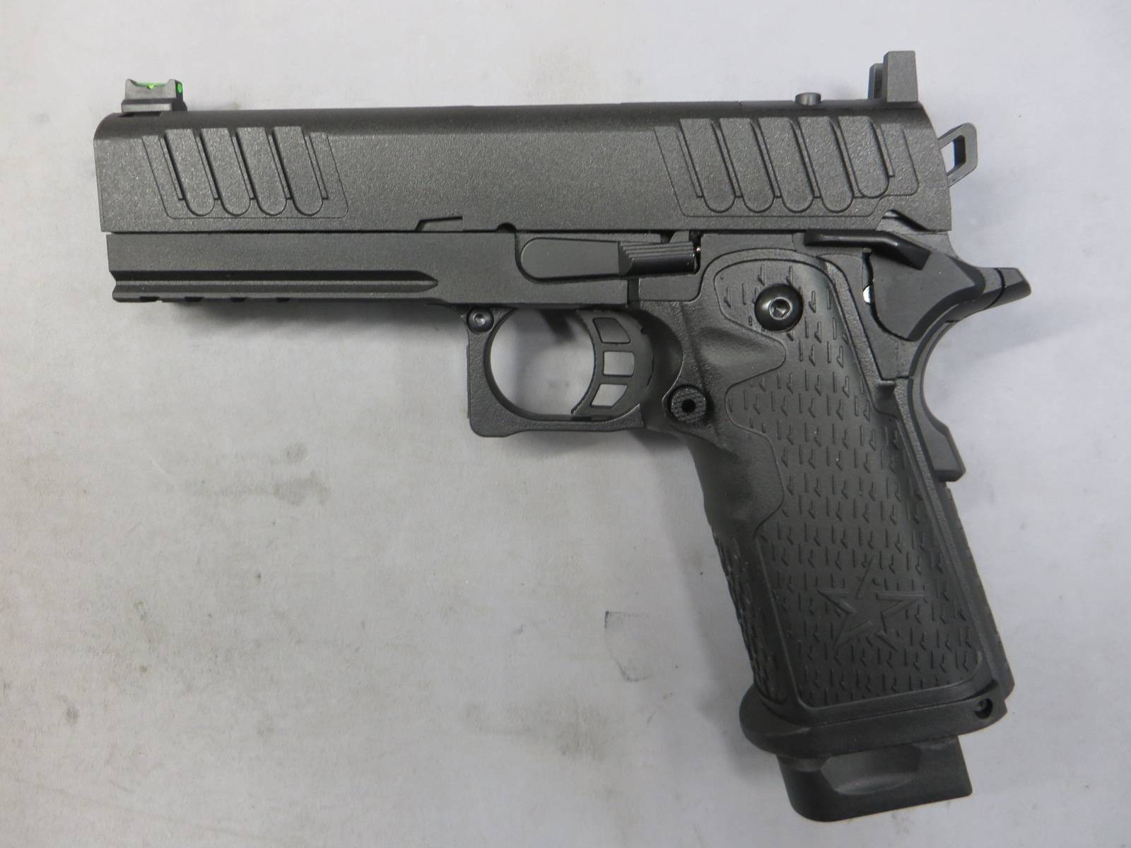 【BatonAirsoft】BS-STACCATO CO2