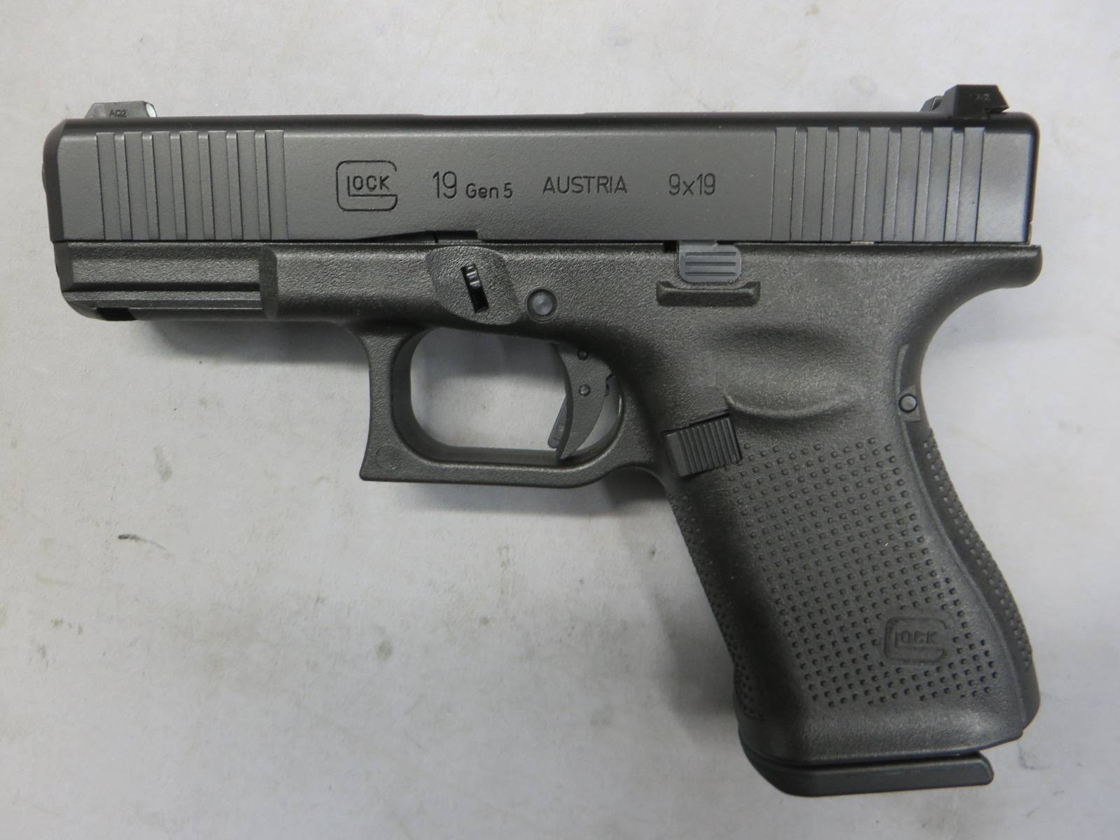 【UMAREX】グロック19 Gen.5 メタルスライド G19・Glock19