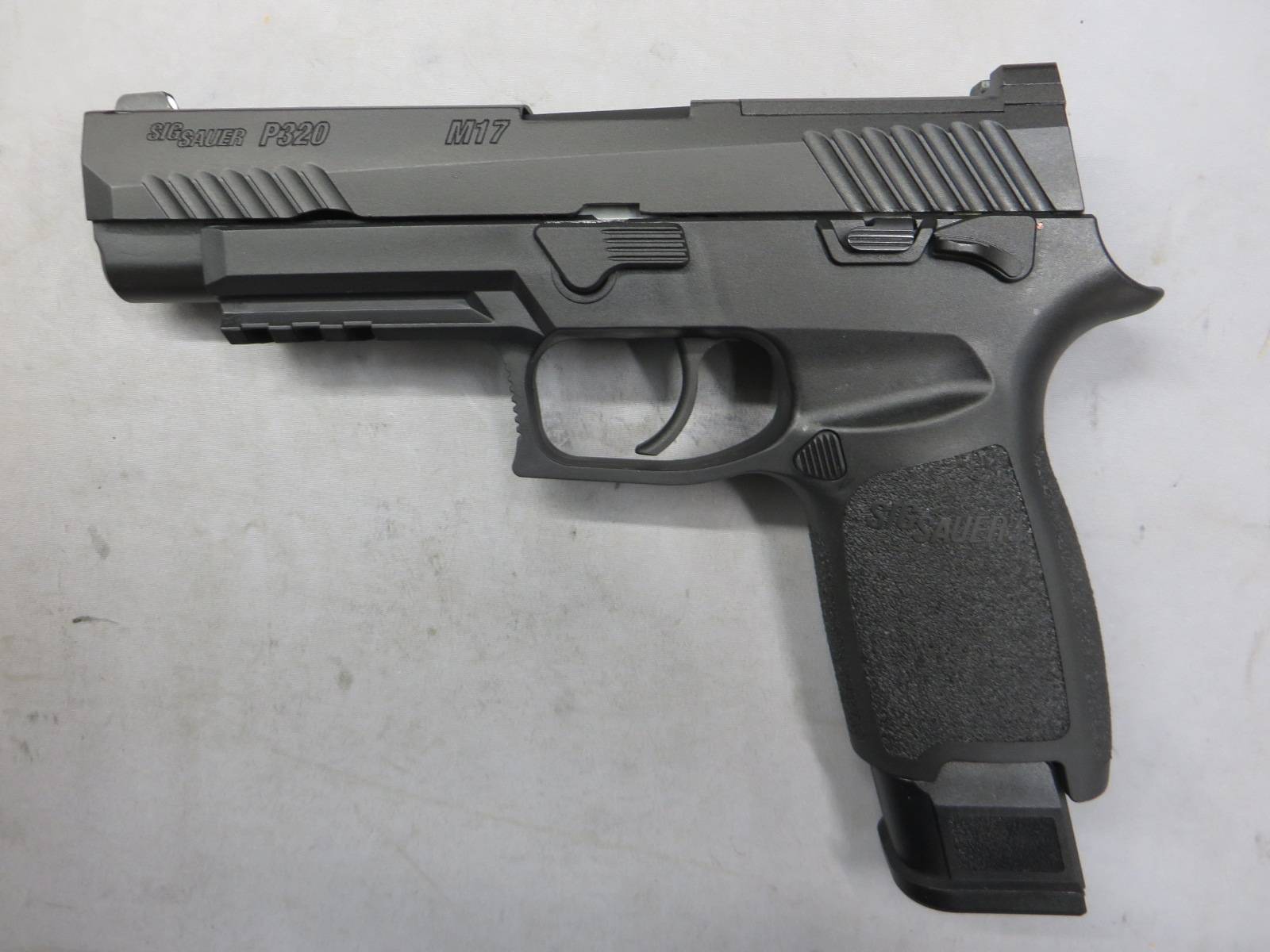 【SIG AIR・VFC】M17 PROFORCE ブラック メタルスライド