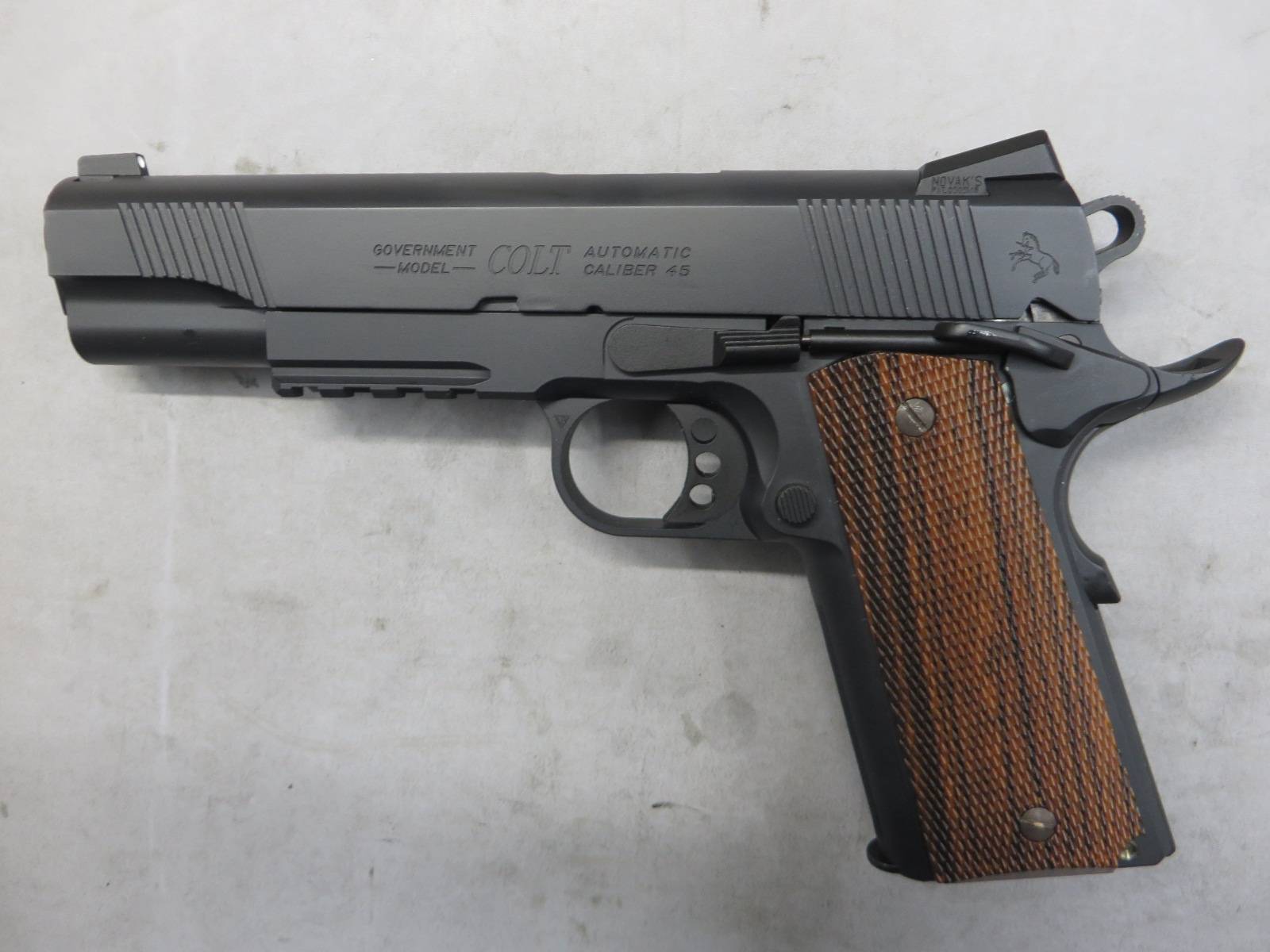 【ウエスタンアームズ】コルト レールガン ガンサイトモデル