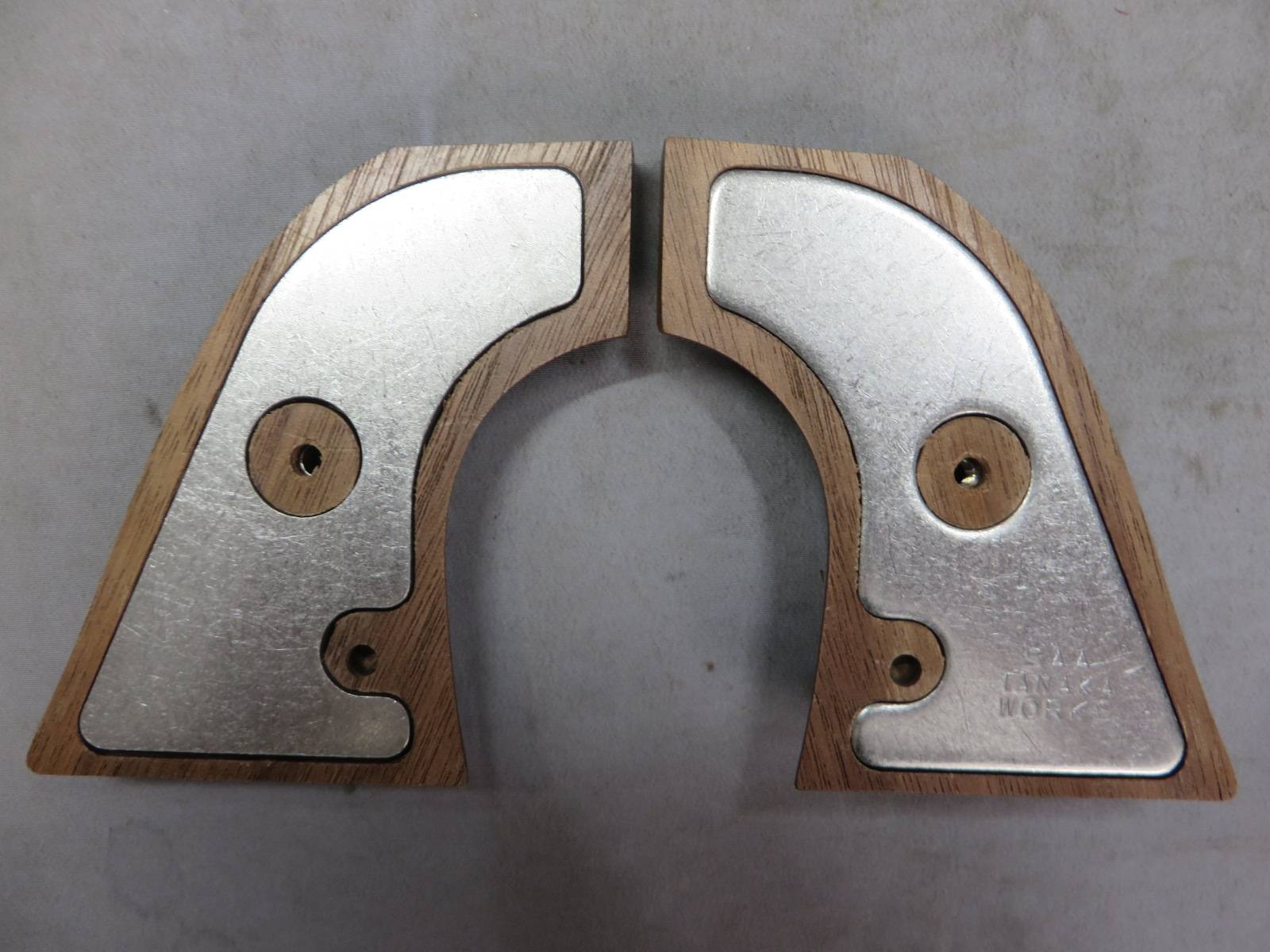 【タナカ】コルト SAA.45 アメリカンウォールナット +Weight（スクリュー無）