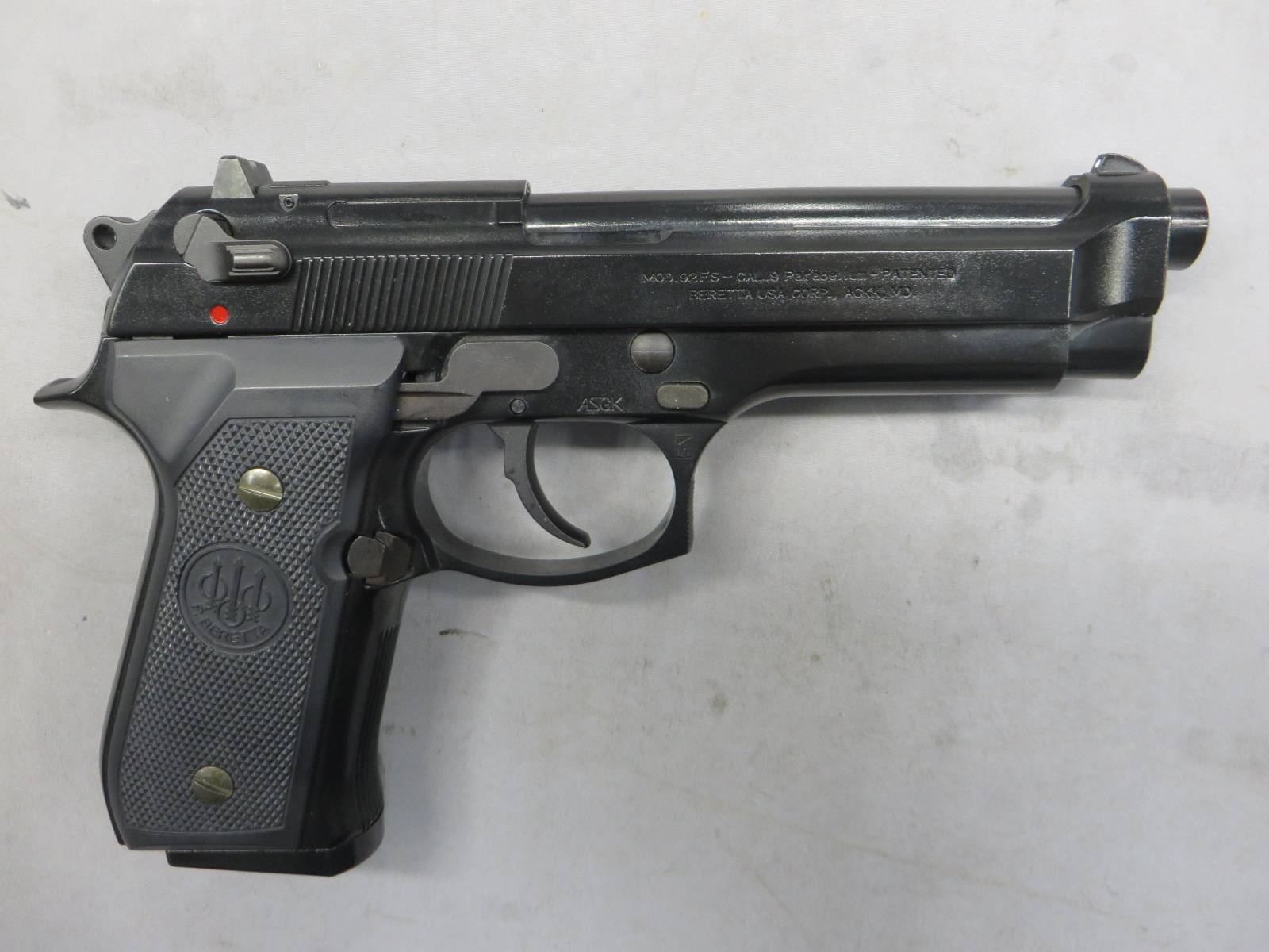 【ウエスタンアームズ】ベレッタM92FS メタルブルーモデル アキュラシーカスタム