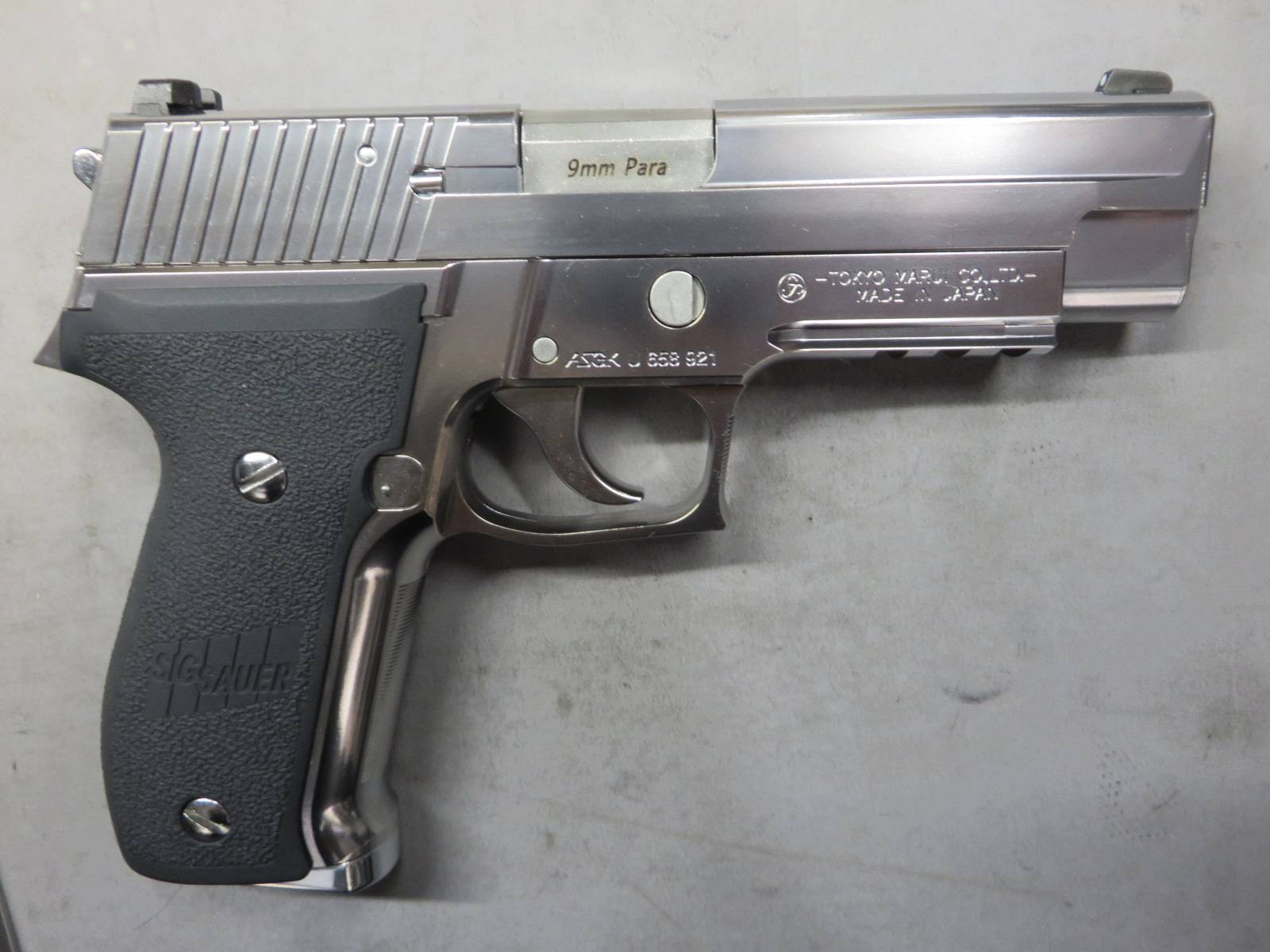 【東京マルイ】SIG SAUER P226R クロームステンレス・カスタム