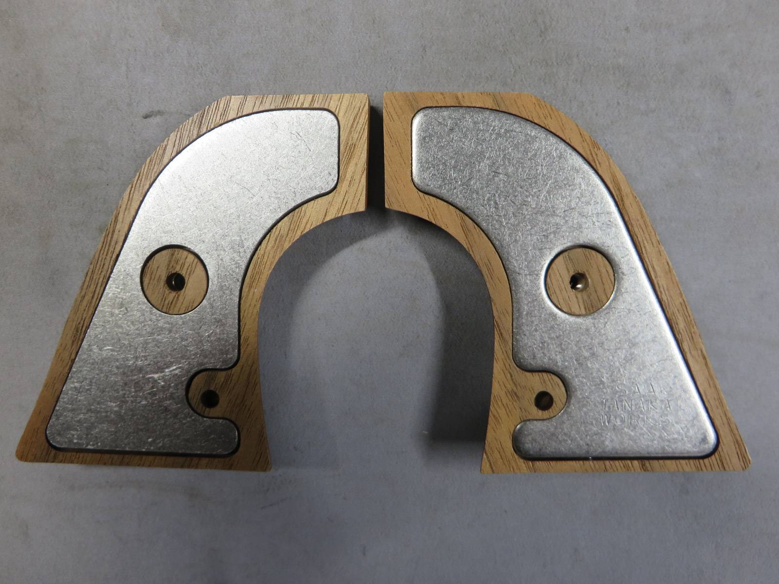 【タナカ】コルト SAA.45 アメリカンウォールナット +Weight（スクリュー無）