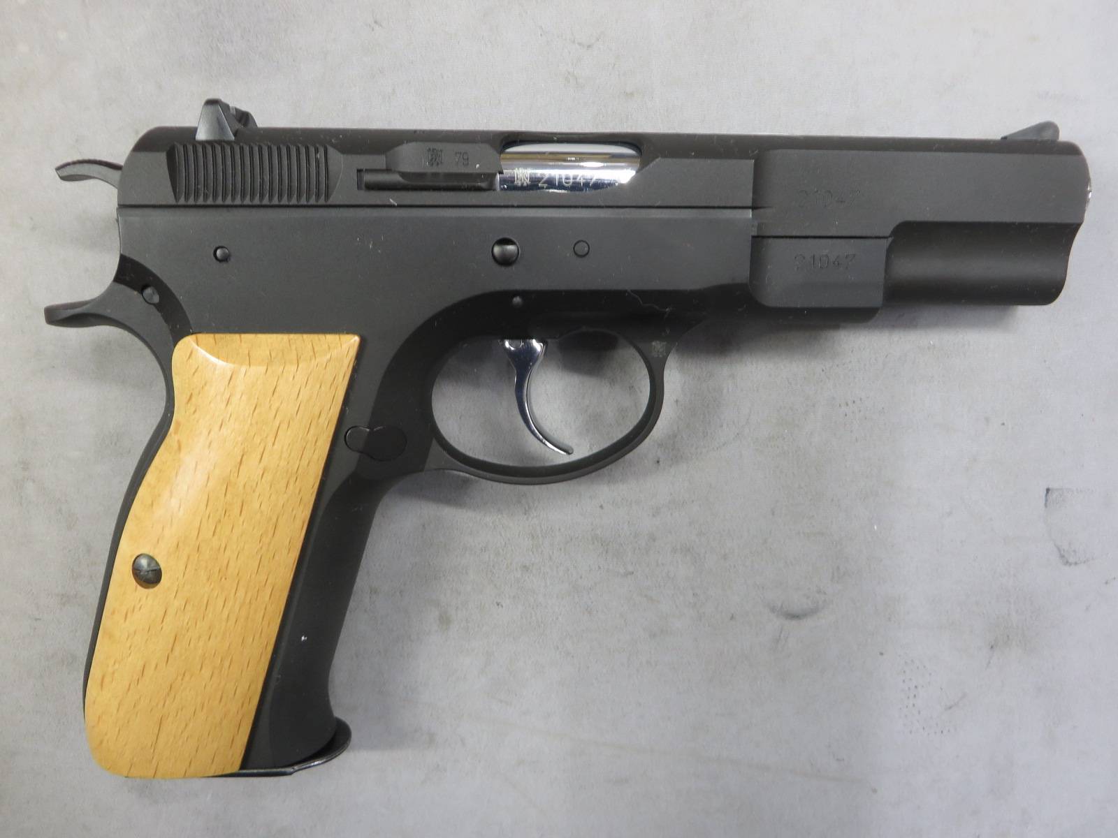 【KSC】CZ75 1st ウッドグリップ スペシャル 限定製品