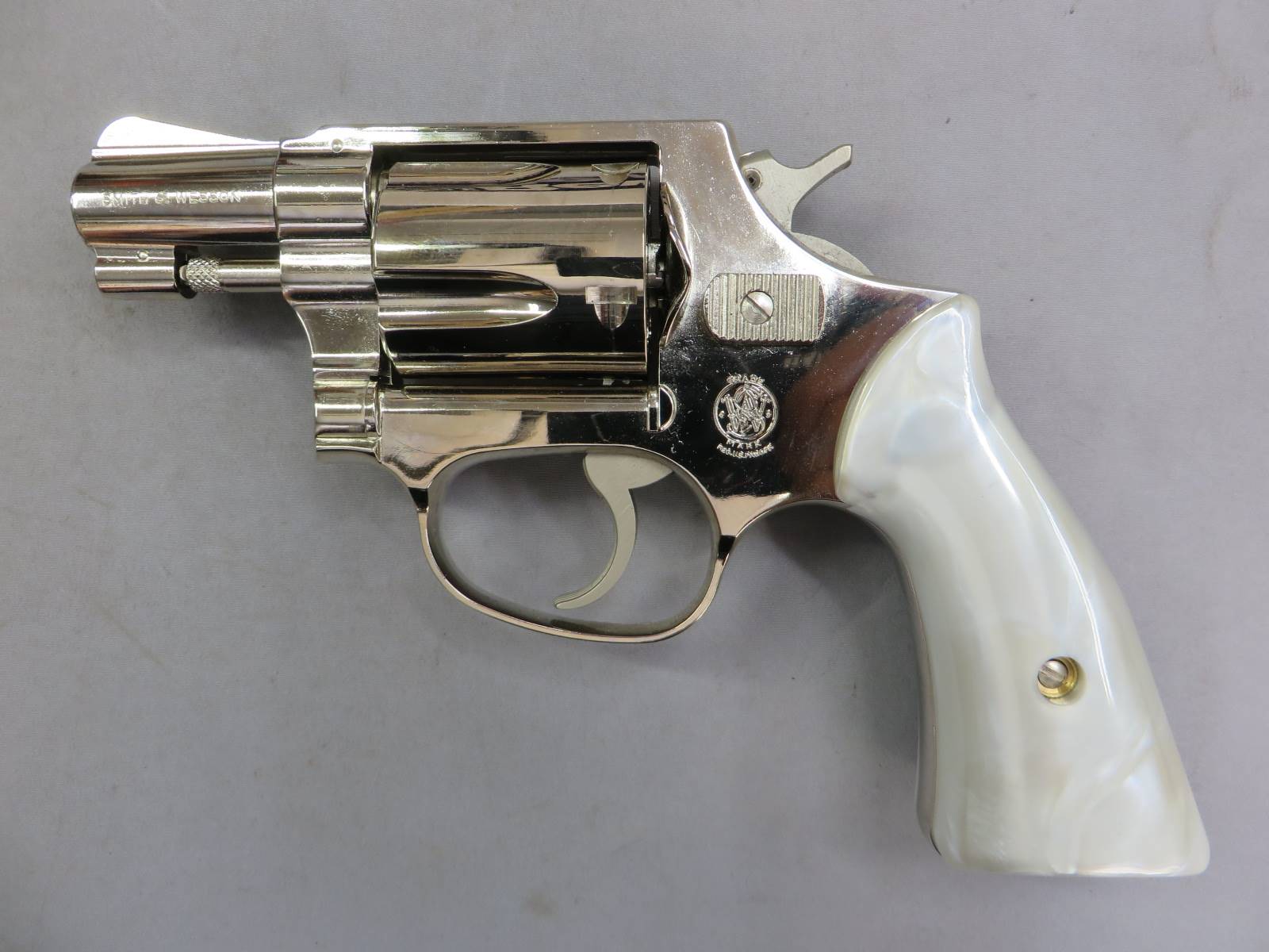 【タナカ】S&W M36 チーフスペシャル スクエアバット トラビス ニッケルフィニッシュ Ver.2  モデルガン