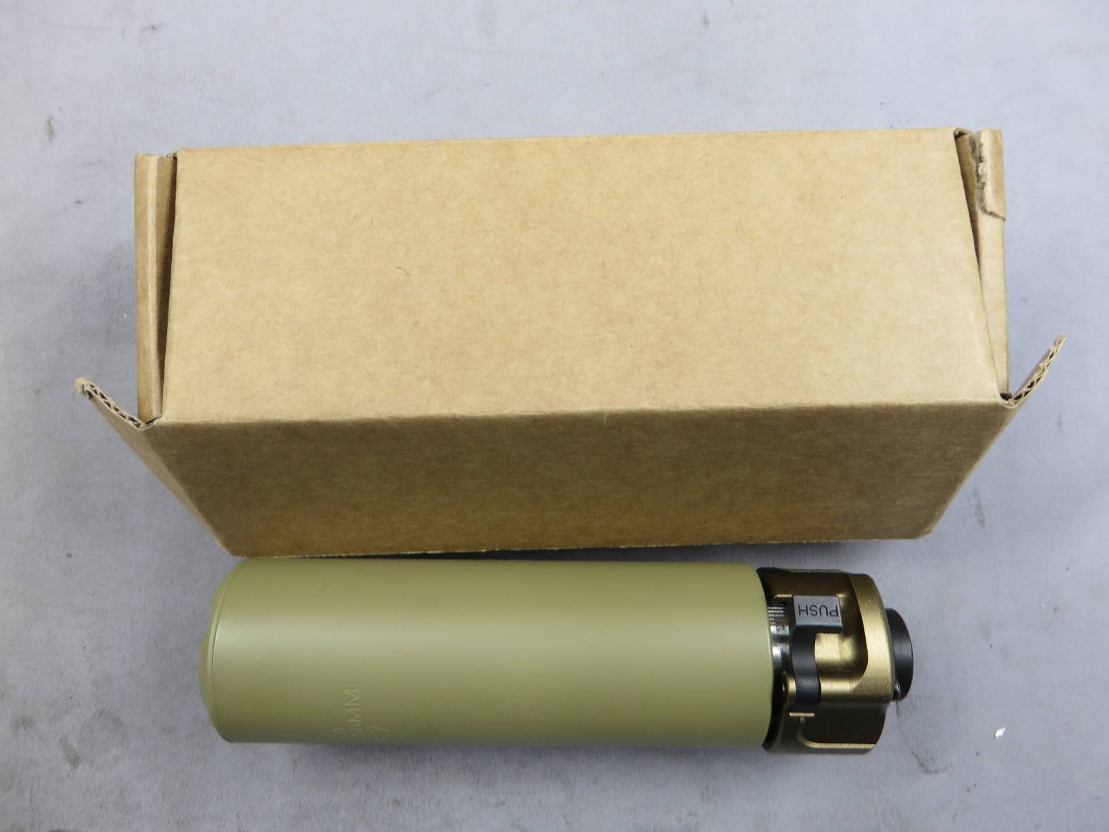 【5KU】 SFタイプ SOCOM 556 Mini2 サプレッサー＆ハイダー DE