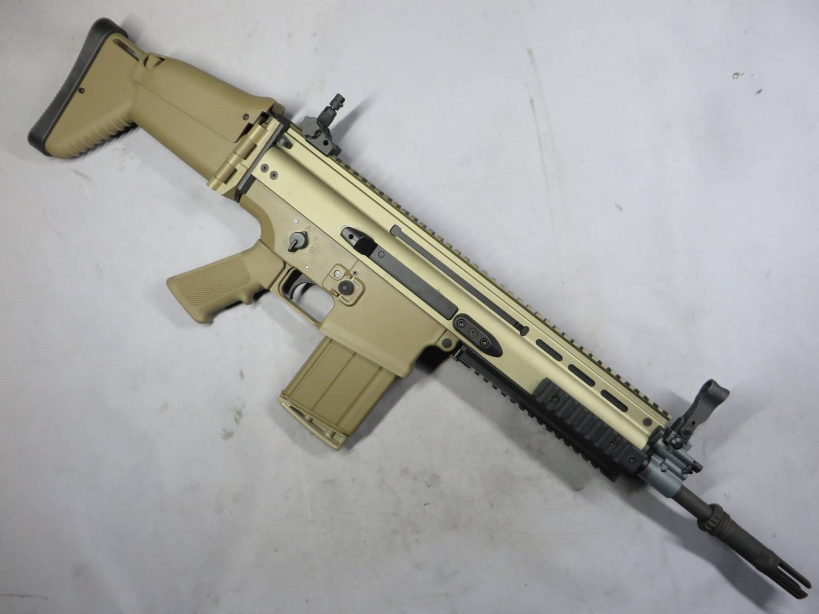 【VFC】FN SCAR-H Mk17 TAN GBBR