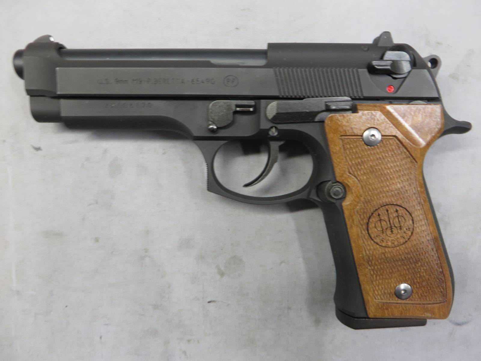 【KSC】U.S.9mm M9 HW SYSTEM7・木製グリップ
