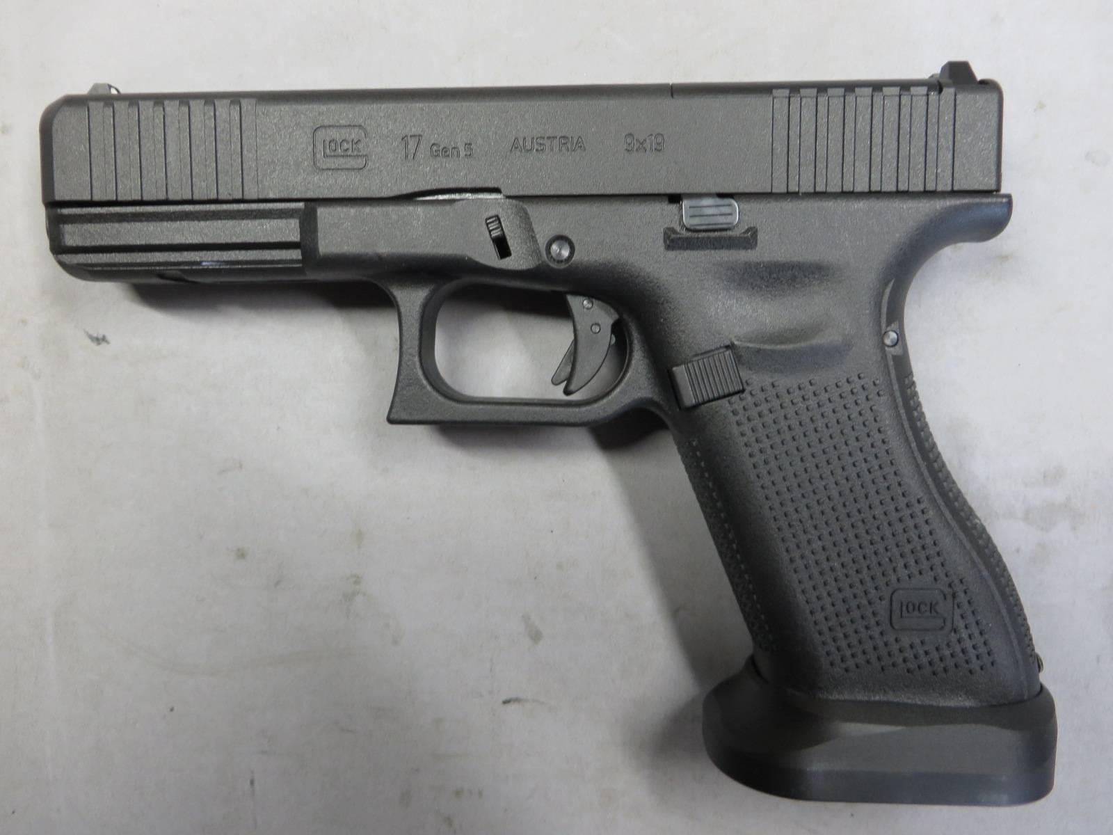 【Baton Airsoft】グロック17 Gen.5 MOS CO2・G17 Glock17・マグウェル