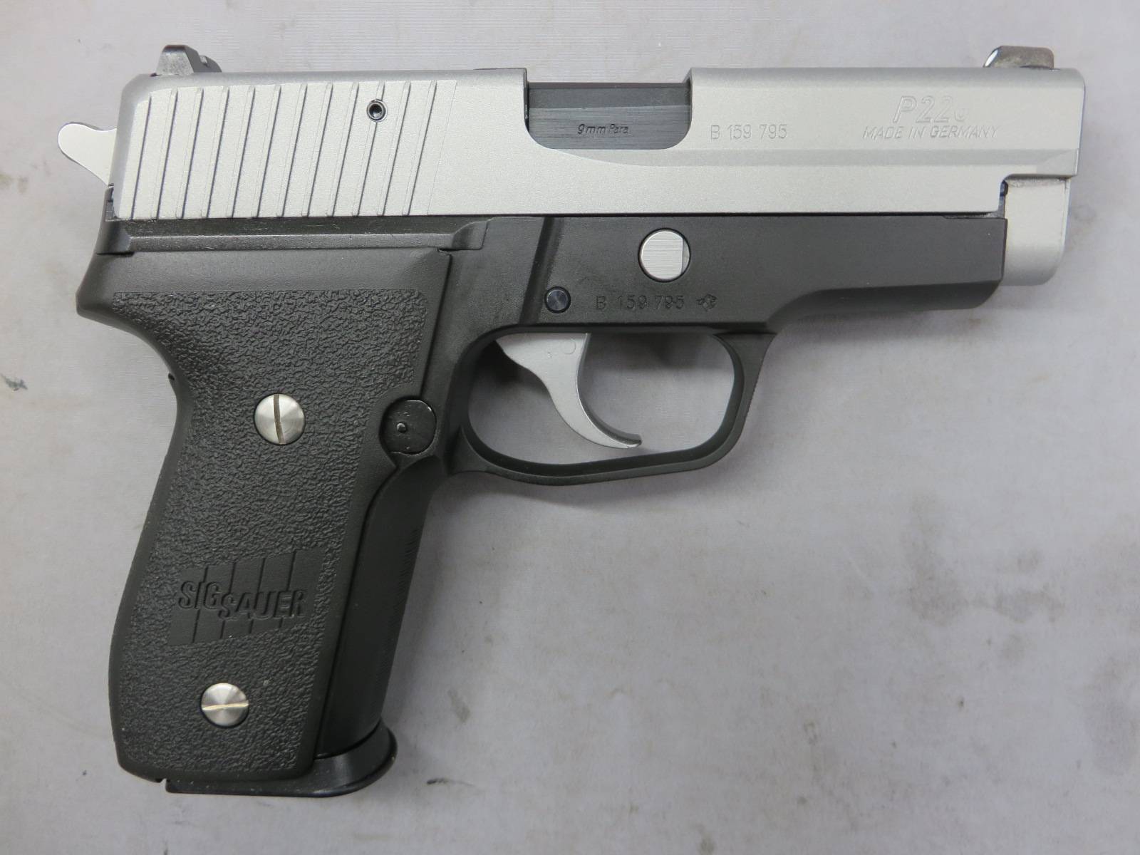 【タナカ】SIG P228 フレームHW Evo2 2トーン　モデルガン