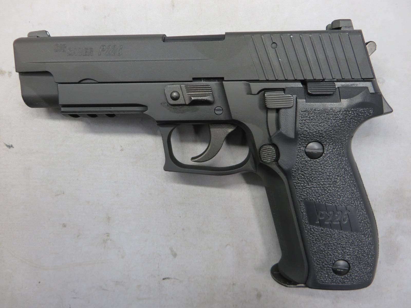 【東京マルイ】SIG SAUER P226Rail