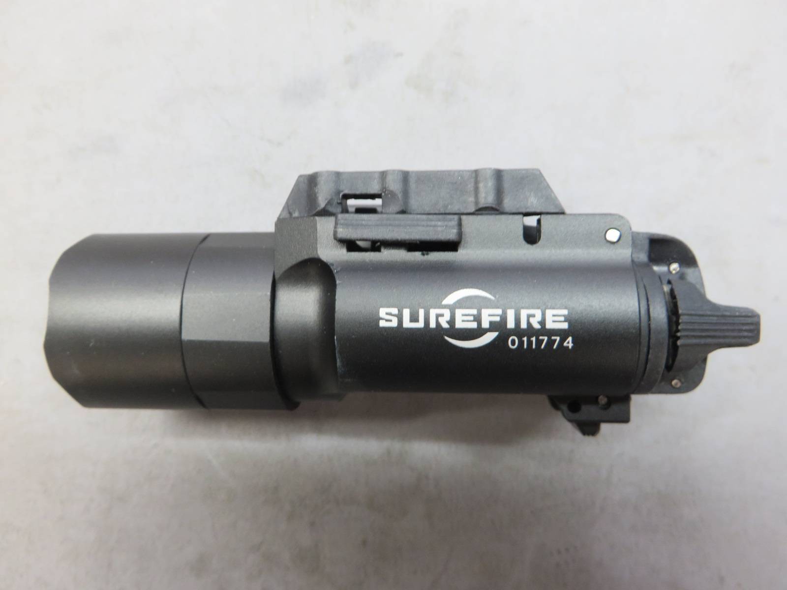 【不明】SUREFIRE レプリカ　X300 ULTRA タイプ ウエポンライト