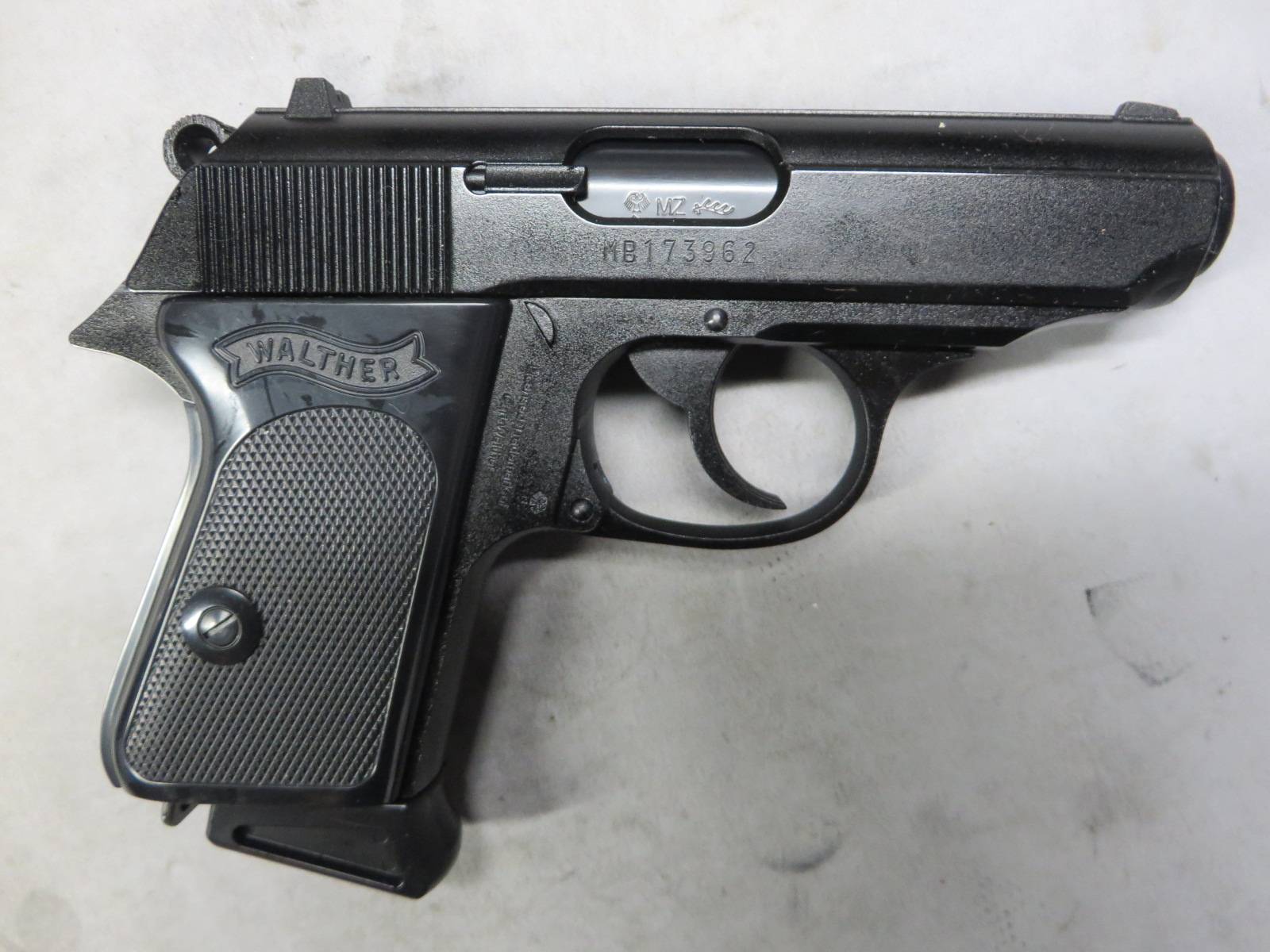 【マルゼン】ワルサー PPK 漆黒カラー Ver・キャロムショットカスタム