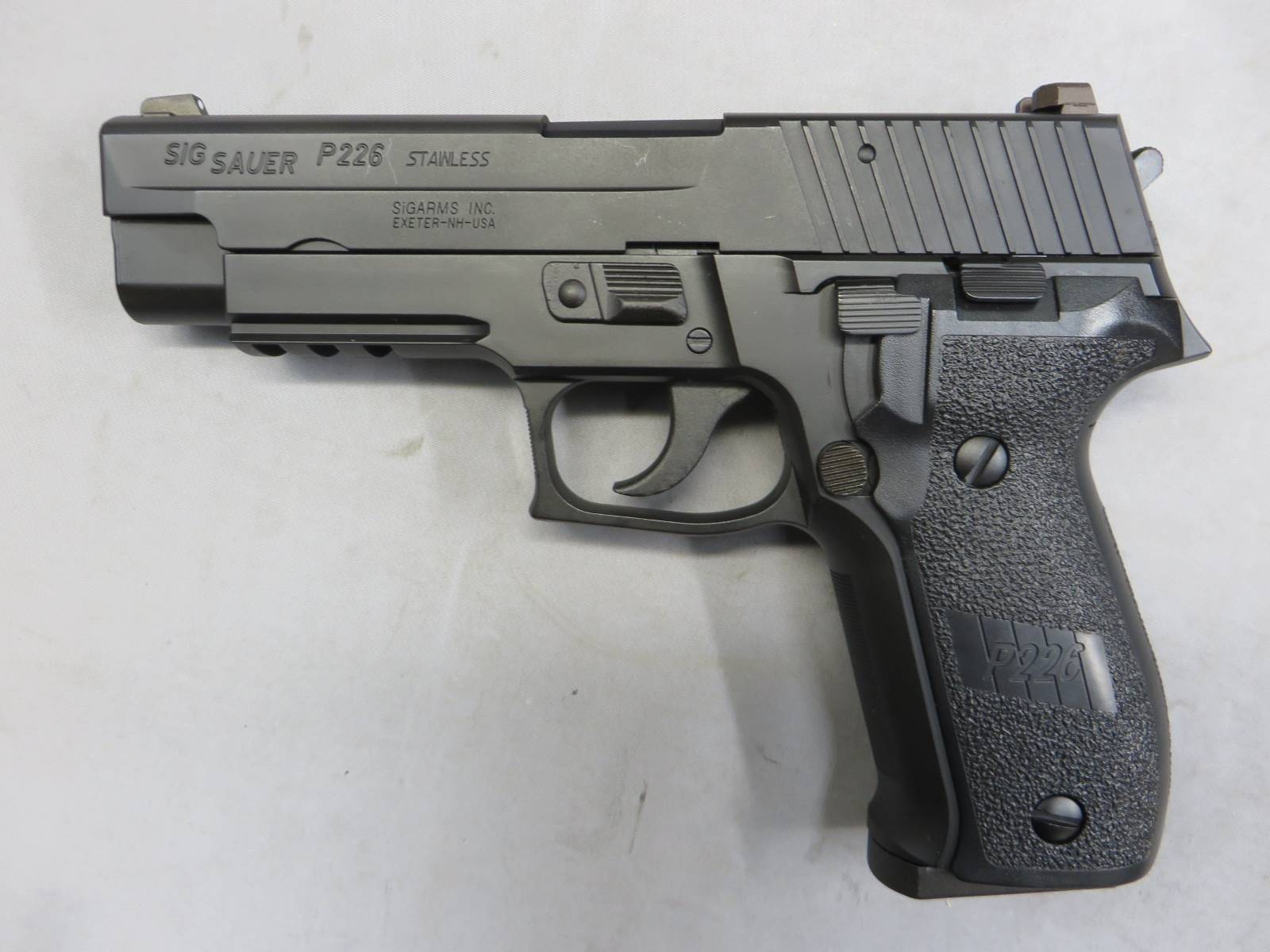 【東京マルイ】SIG SAUER P226Rail