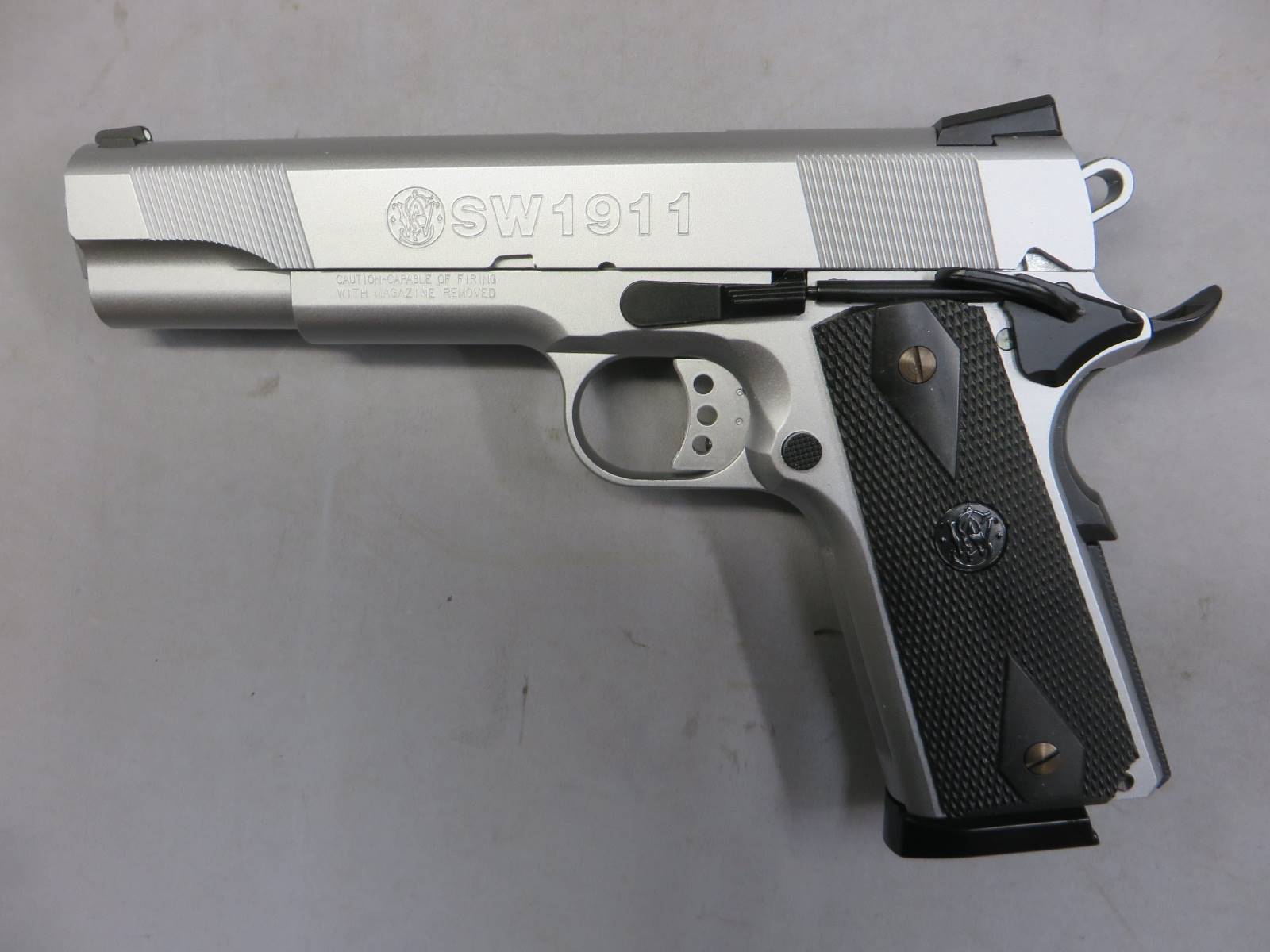 【ウエスタンアームズ】S&W SW1911 シルバー