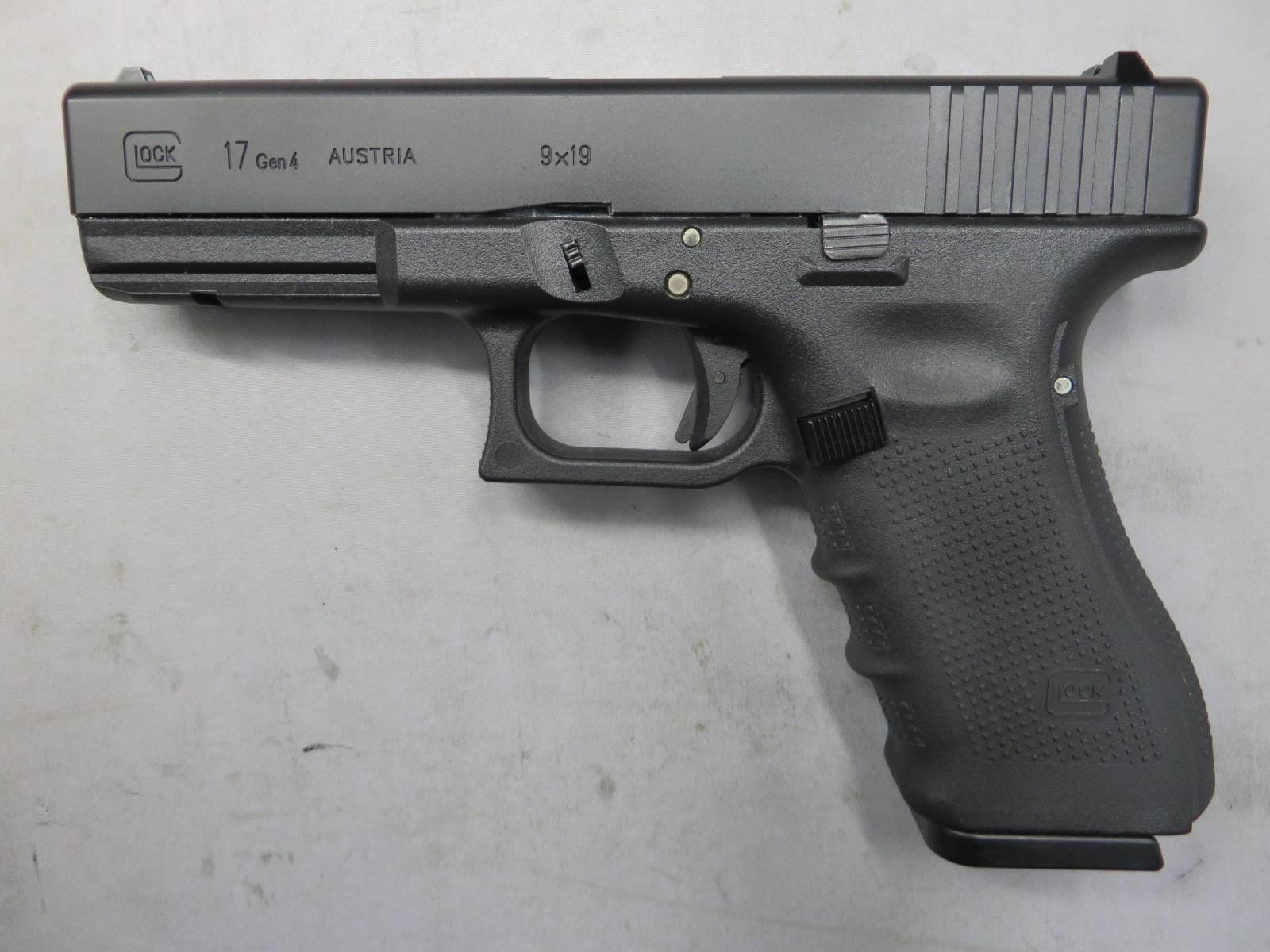 【東京マルイ】グロック17 Gen.4 デトネーター カスタムスライド他 カスタム　G17 Glock17