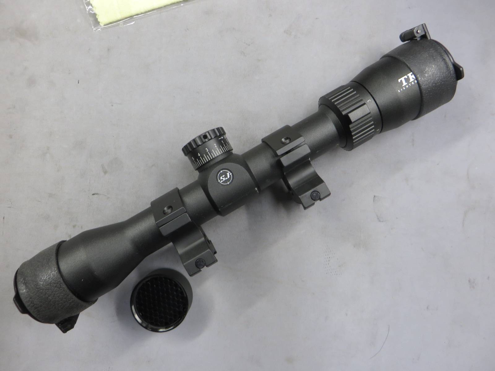 【SIGHTRON】TR-X 1.75-4×32 CQB  MIL-DOT レティクル