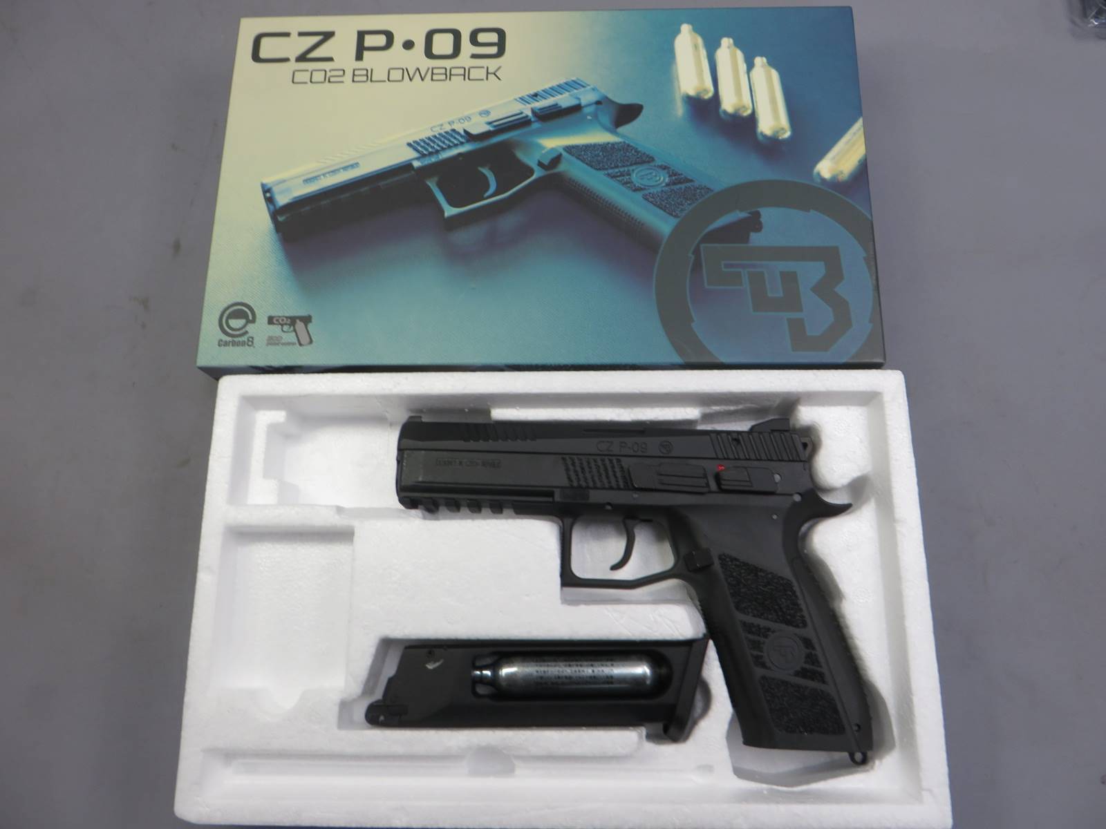 【Carbon8】CZ P-09 CO2