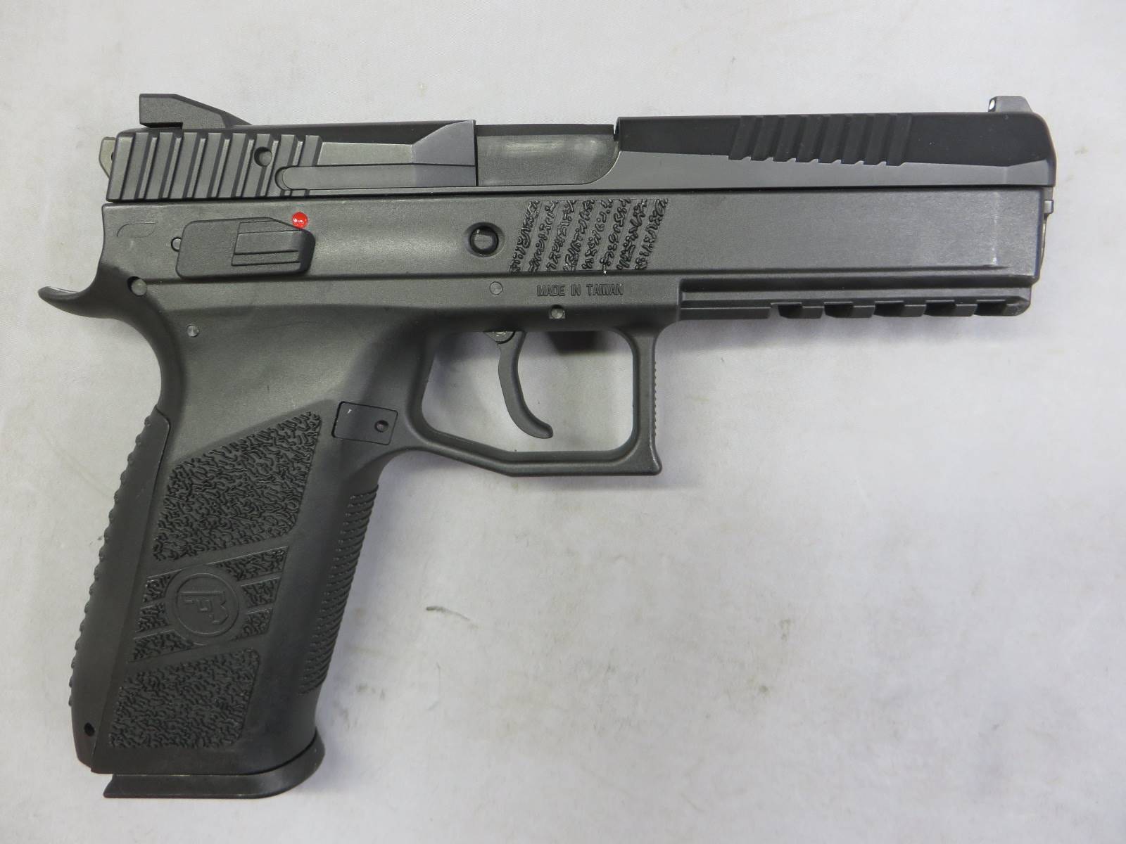 【Carbon8】CZ P-09 CO2