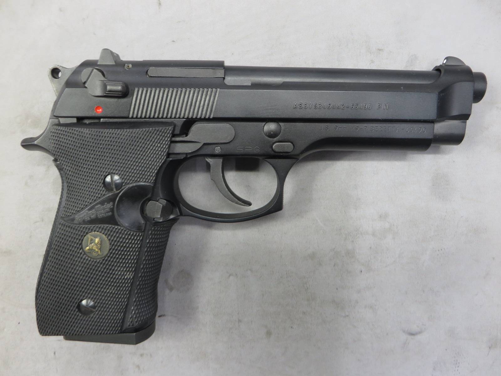 【MGC】ベレッタ U.S. 9mm  M9・パックマイヤーグリップ・ダミーカート モデルガン
