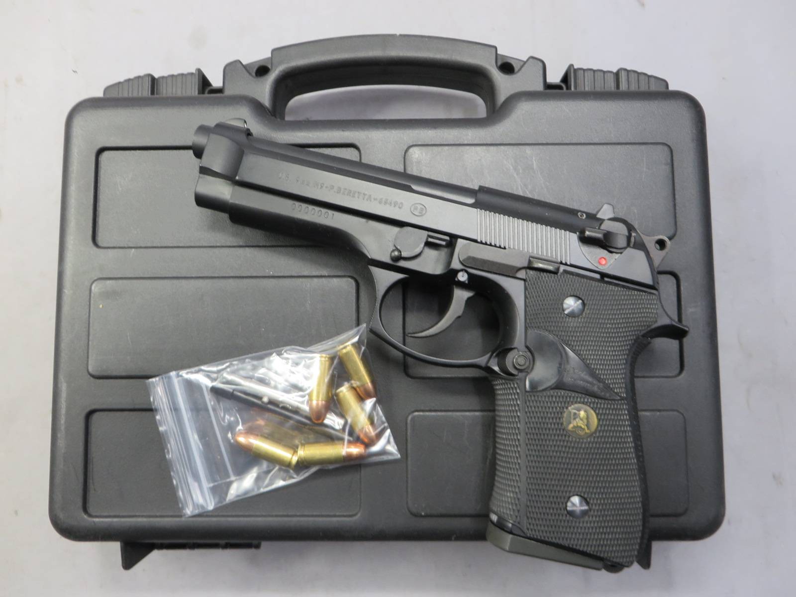 【MGC】ベレッタ U.S. 9mm  M9・パックマイヤーグリップ・ダミーカート モデルガン