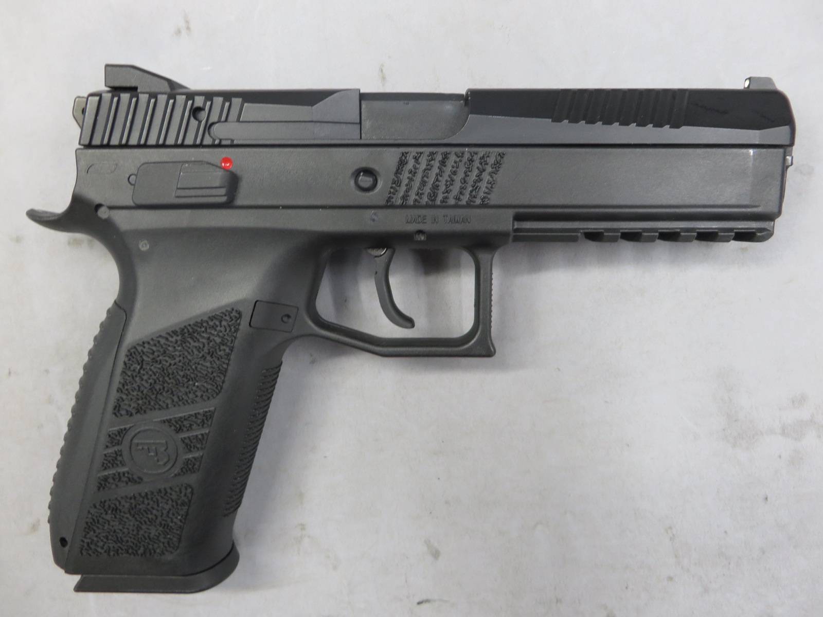 【Carbon8】CZ P-09 CO2・サイレンサー対応アウターバレル