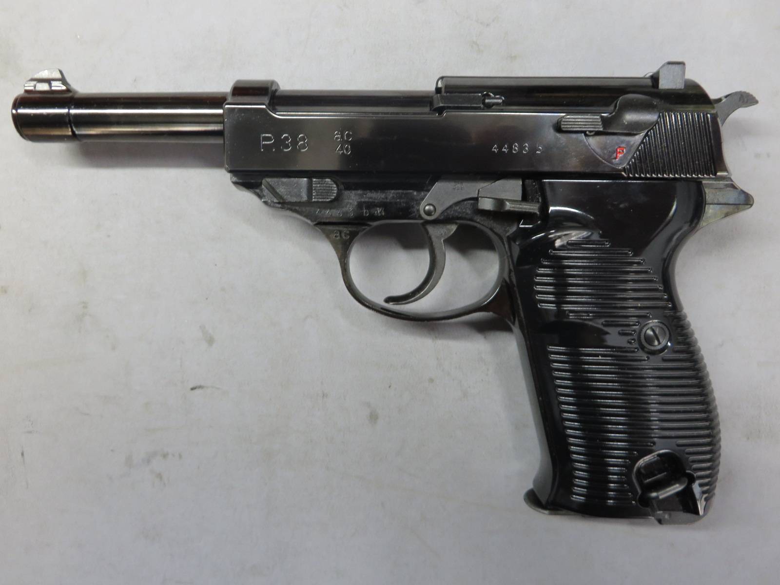 【マルゼン】ワルサーP38 ブラックメタル