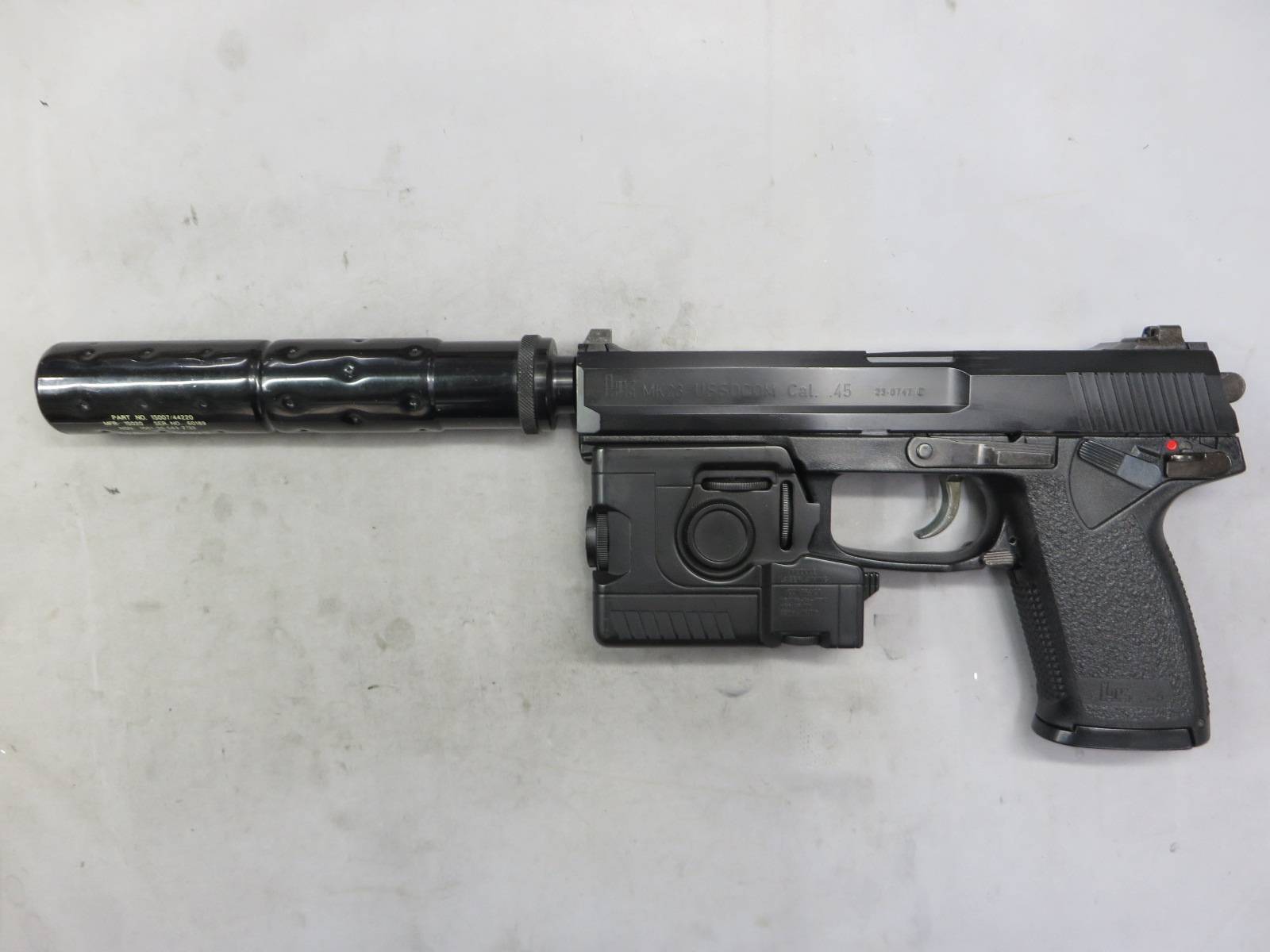 【KSC】MK23 SOCOMピストル  05HK・東京マルイ ライトモジュール・サイレンサー