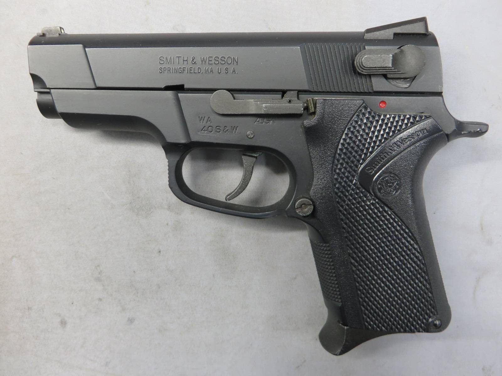 【ウエスタンアームズ】S&W ショーティ40 ブラック