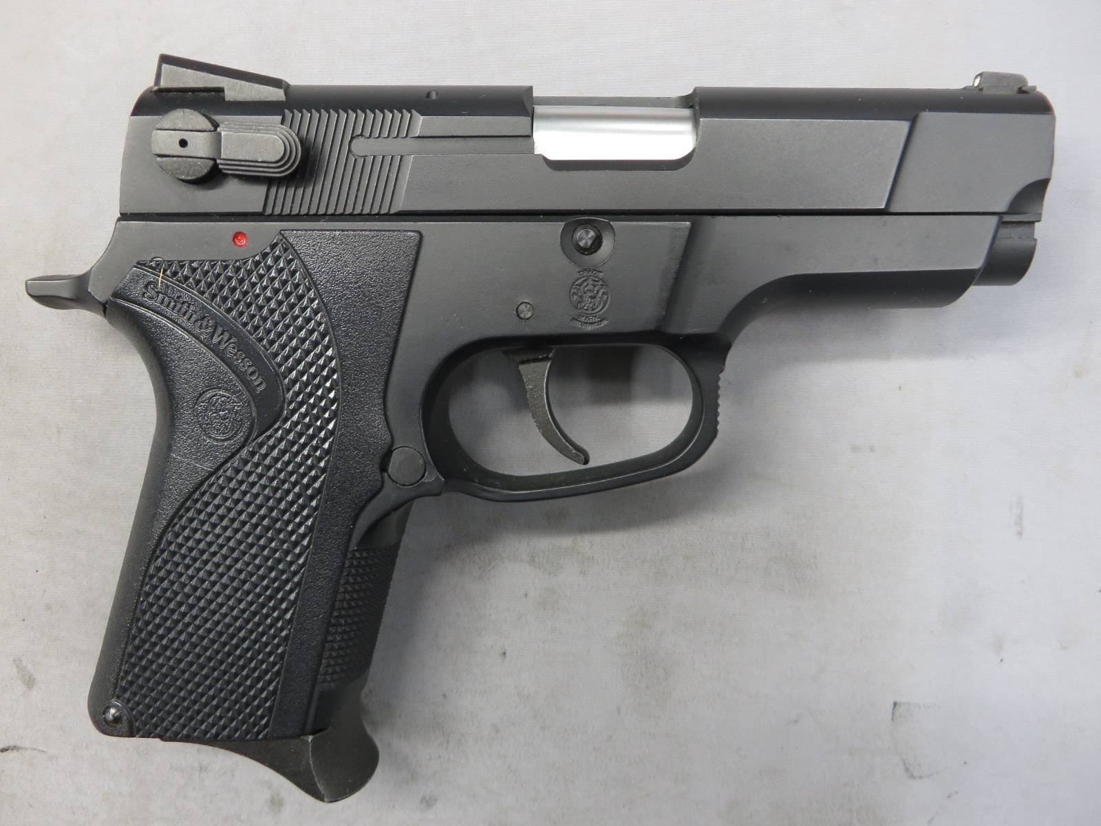 【ウエスタンアームズ】S&W ショーティ40 ブラック