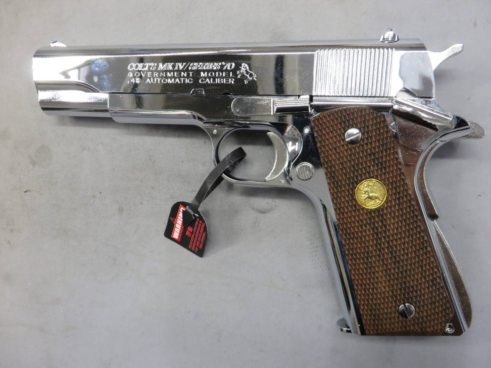 【東京マルイ】コルトガバメントMK4シリーズ70　ニッケルフィニッシュ