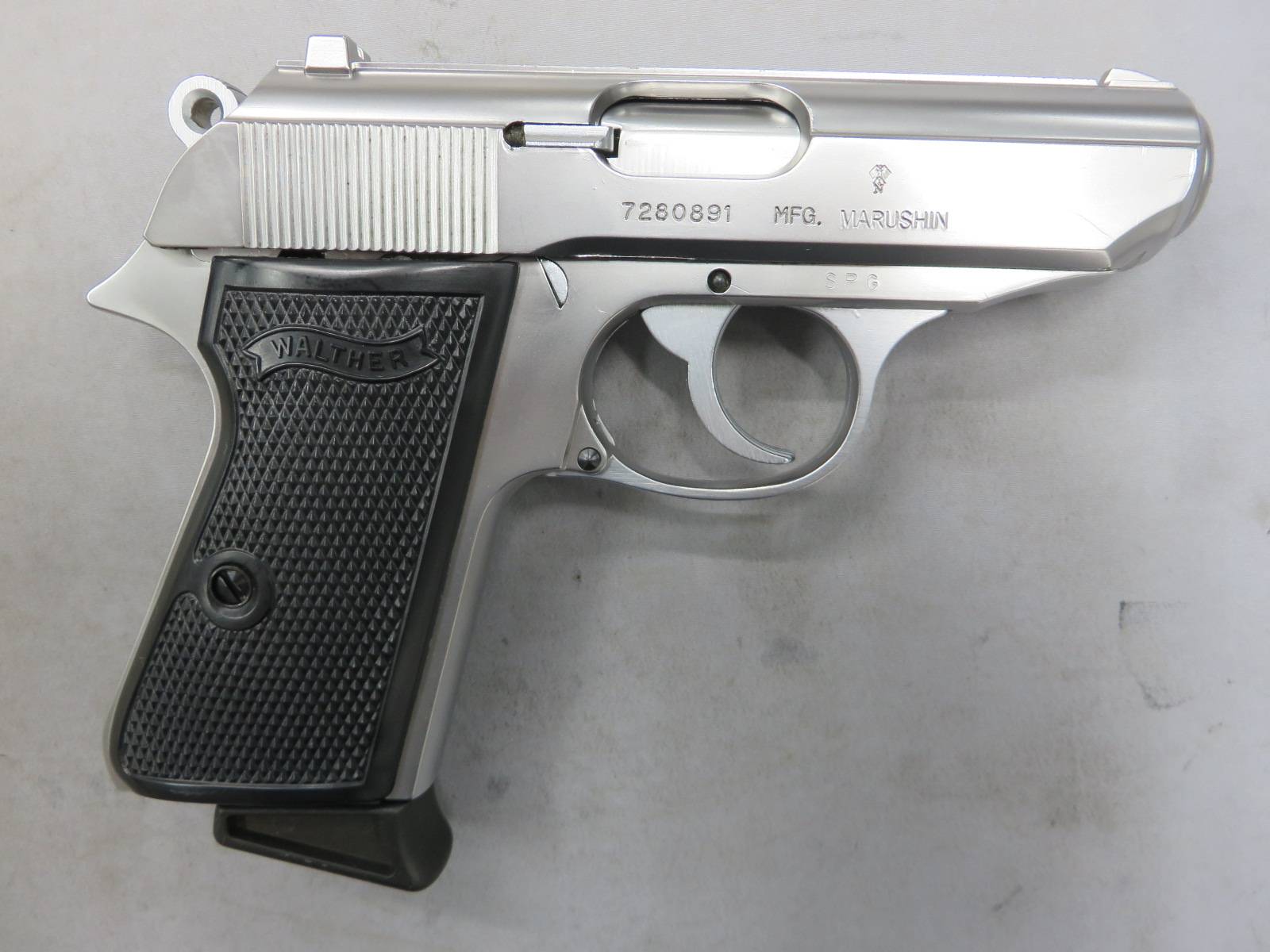 【マルシン】ワルサーPPK/S ニッケルフィニッシュ センターファイヤーモデル モデルガン