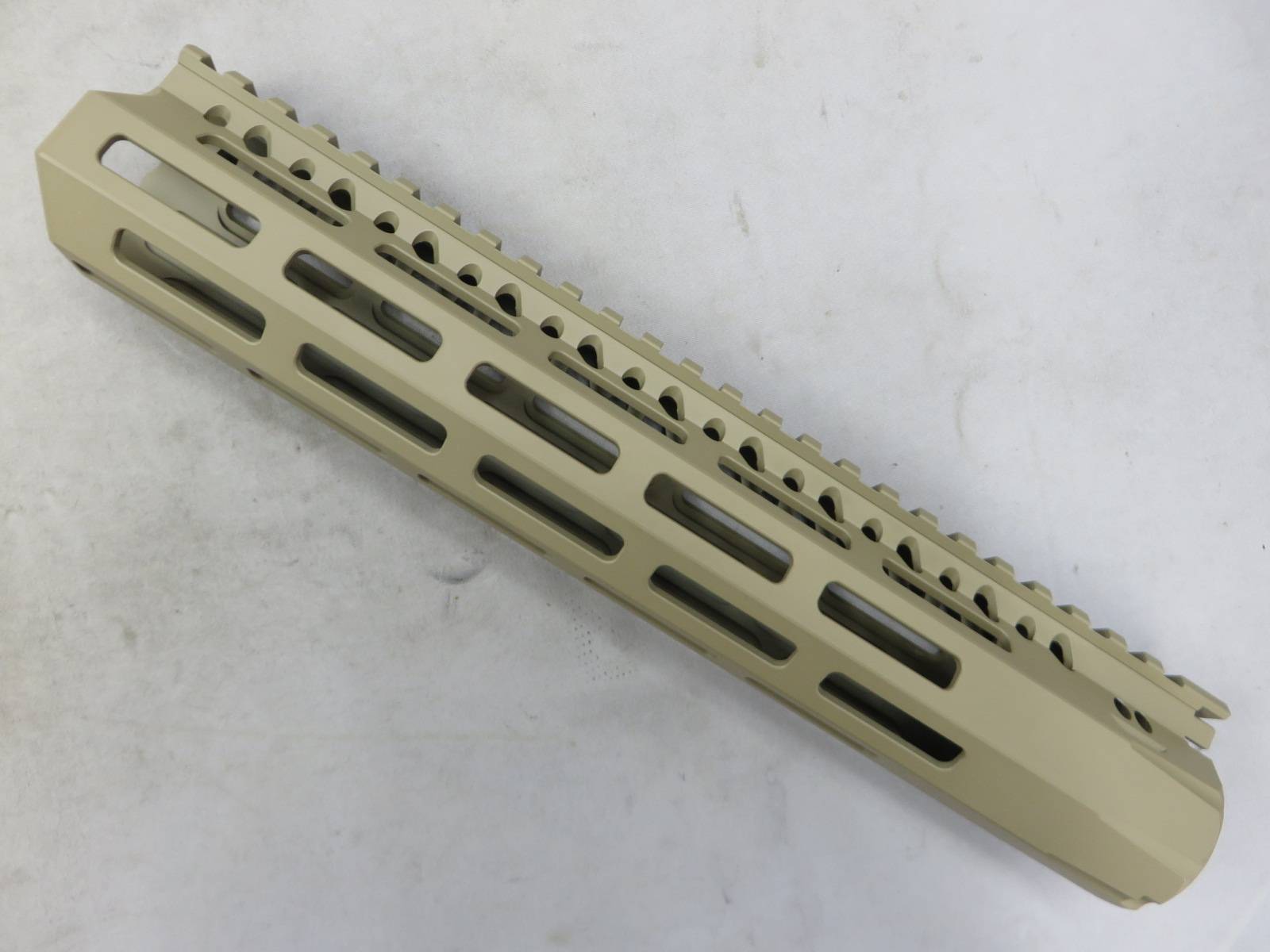【BCM】MCMR-10 M-LOK FDE ハンドガード（実物）