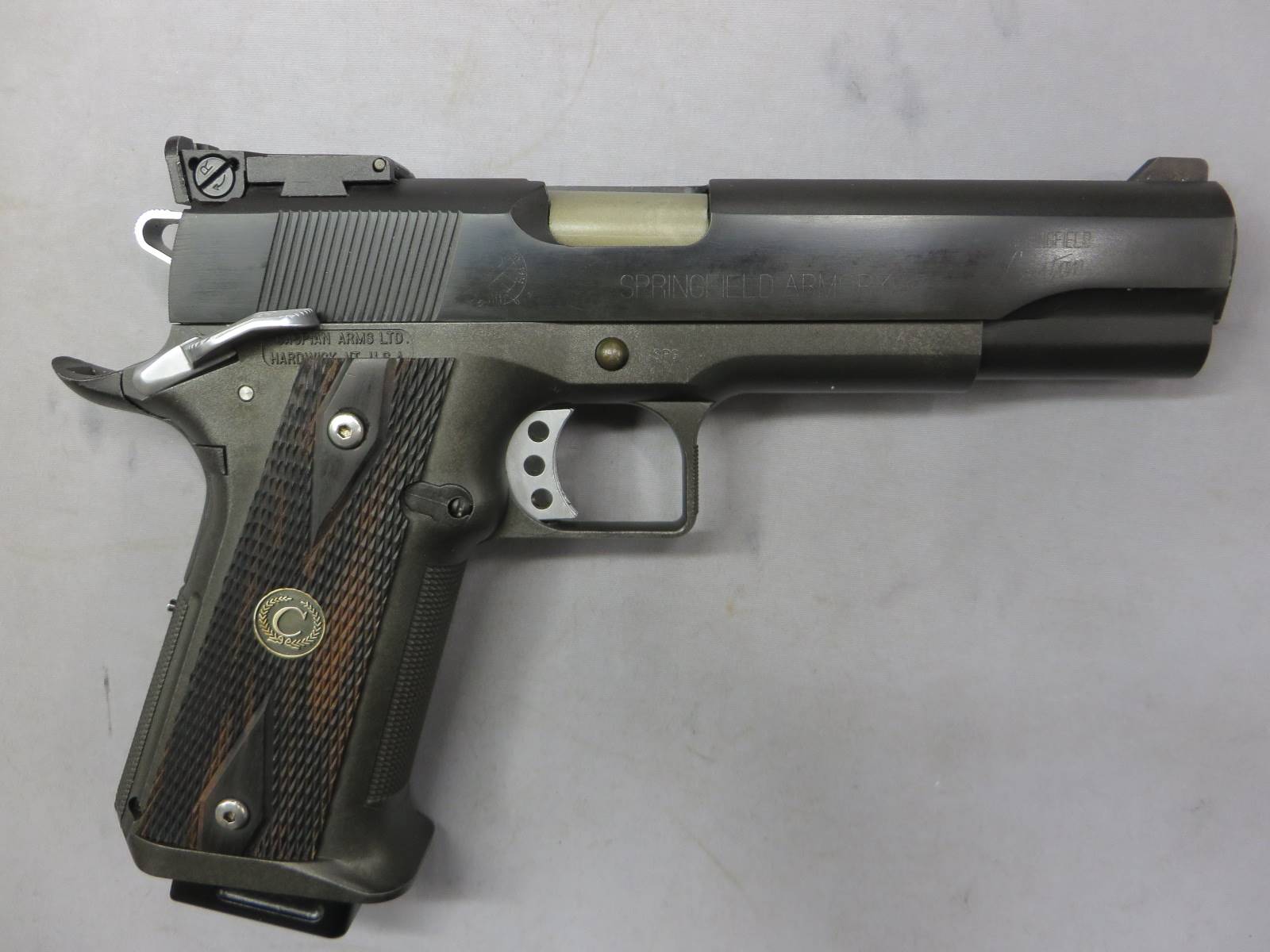 【MGC】 スプリングフィールド ハイキャパシティ HW .38Super・木製グリップ  モデルガン